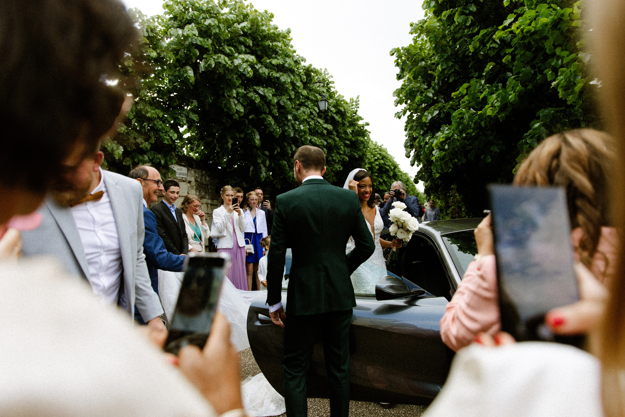 Naike & Clement | Castle Wedding Photography in France. Paris Wedding Photographer