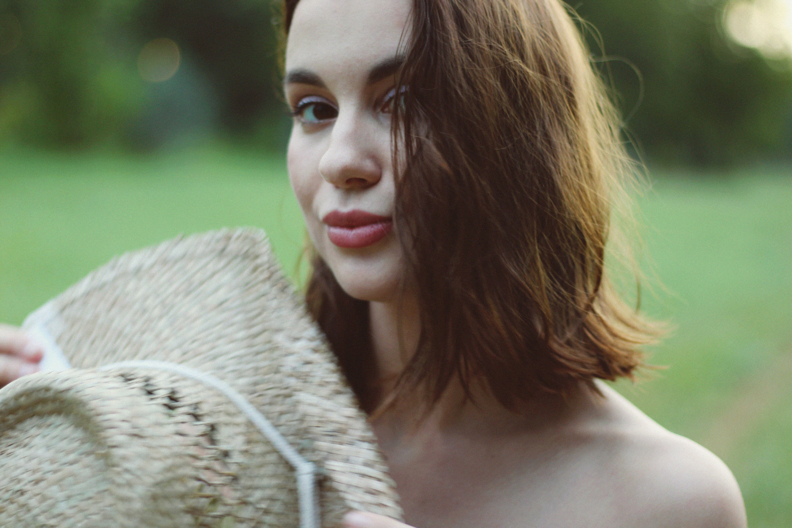 Countryside cowgirl-style portrait photoshoot. Lana Petrychenko — Portrait & Family Photographer. Valencia, Spain