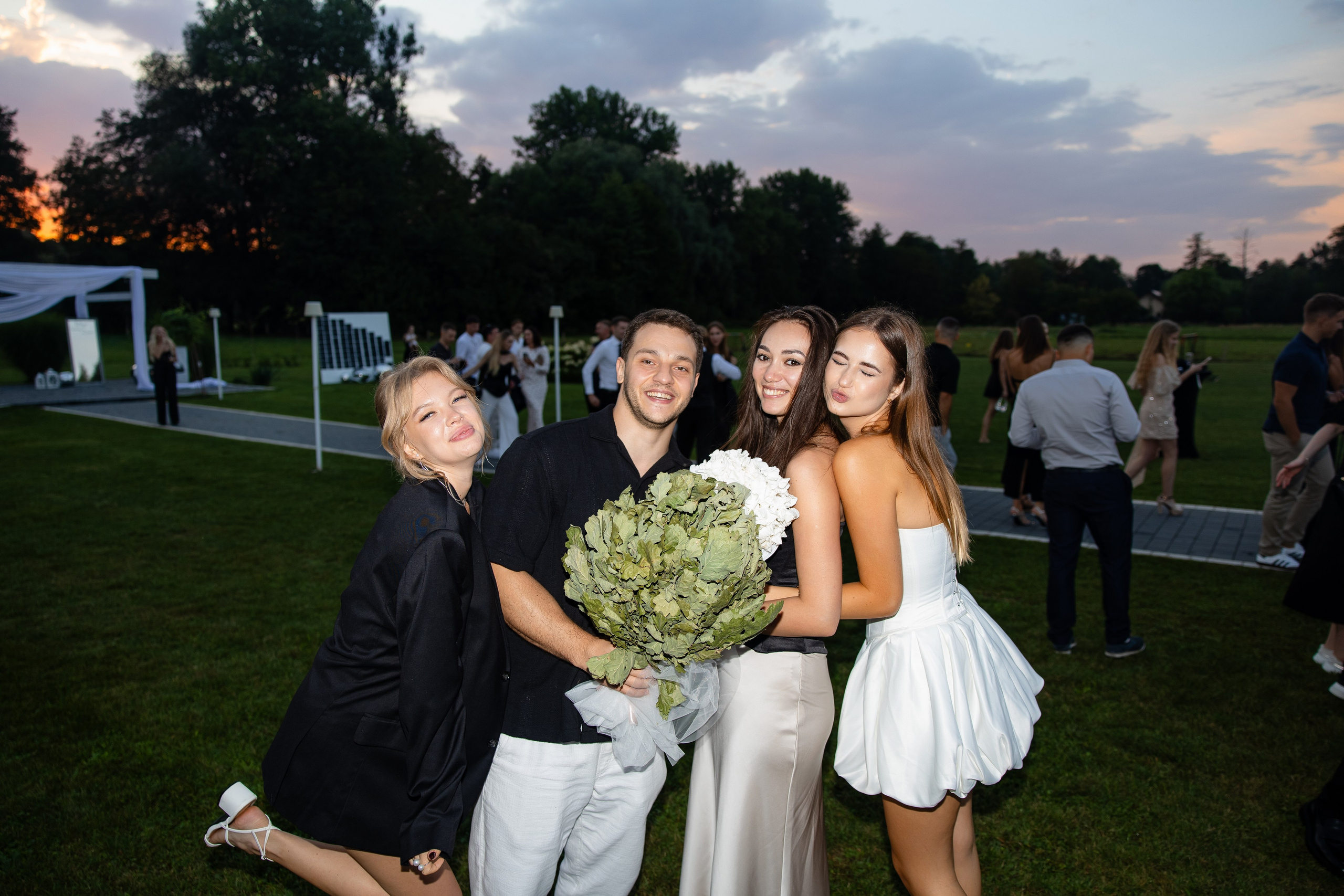 Артур + Анастасія. Весільний, сімейний фотограф Варшава