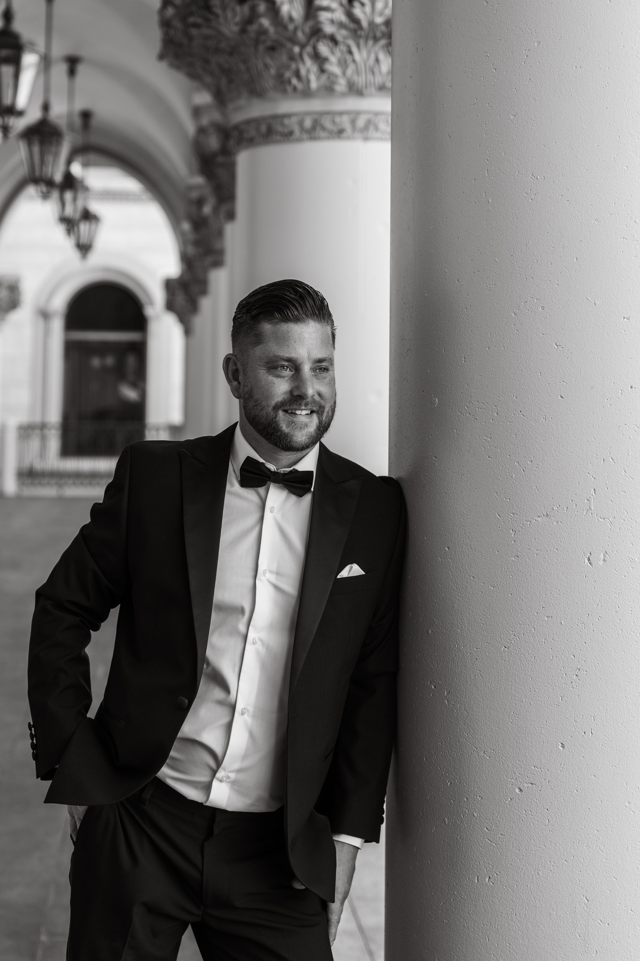 Sara&John. Wedding & elopement photographer Viktoriya Kravtsov. Las Vegas