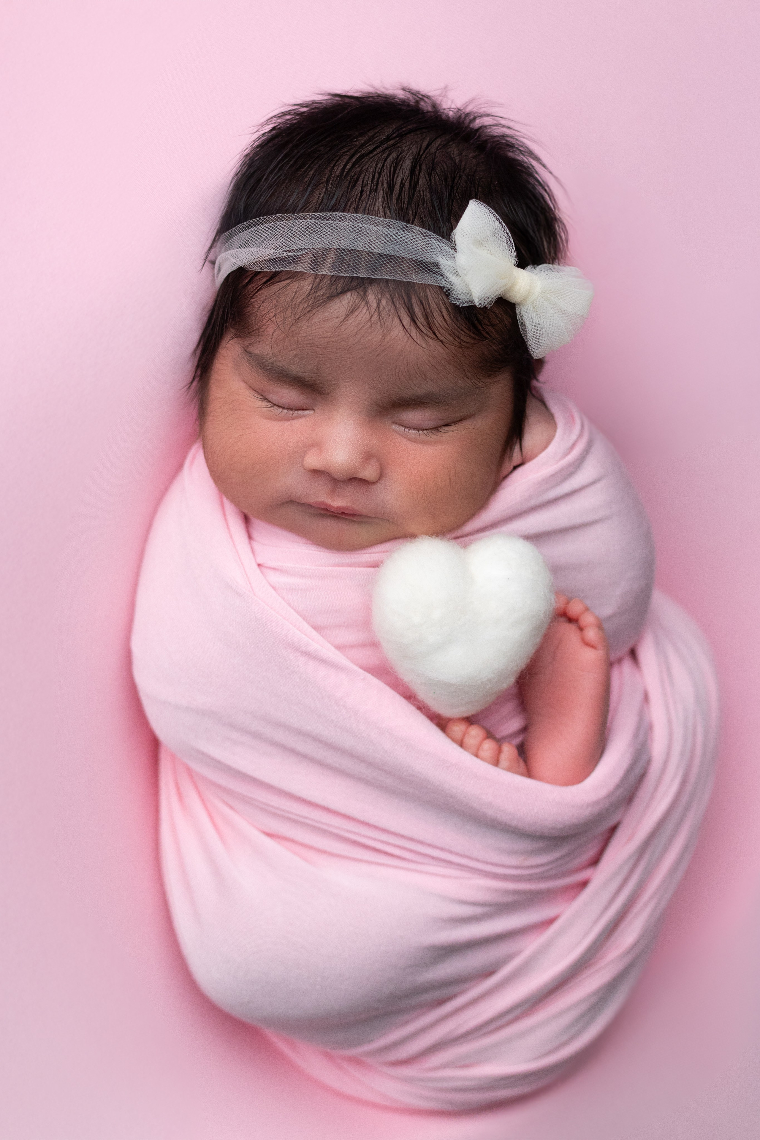 Newborn Classic. Mary Newborn Photo