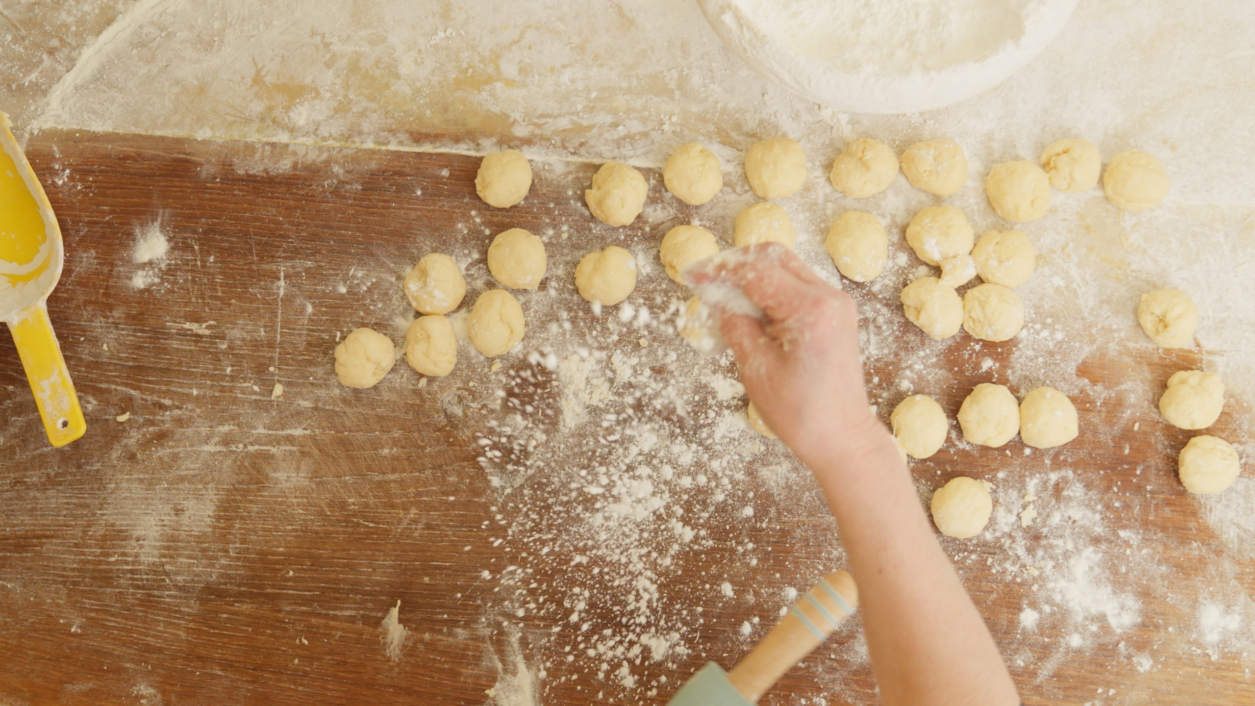 Djullka Bakllava Brand Video. Hamza Makić Cinematographer, Photographer & Visual Artist