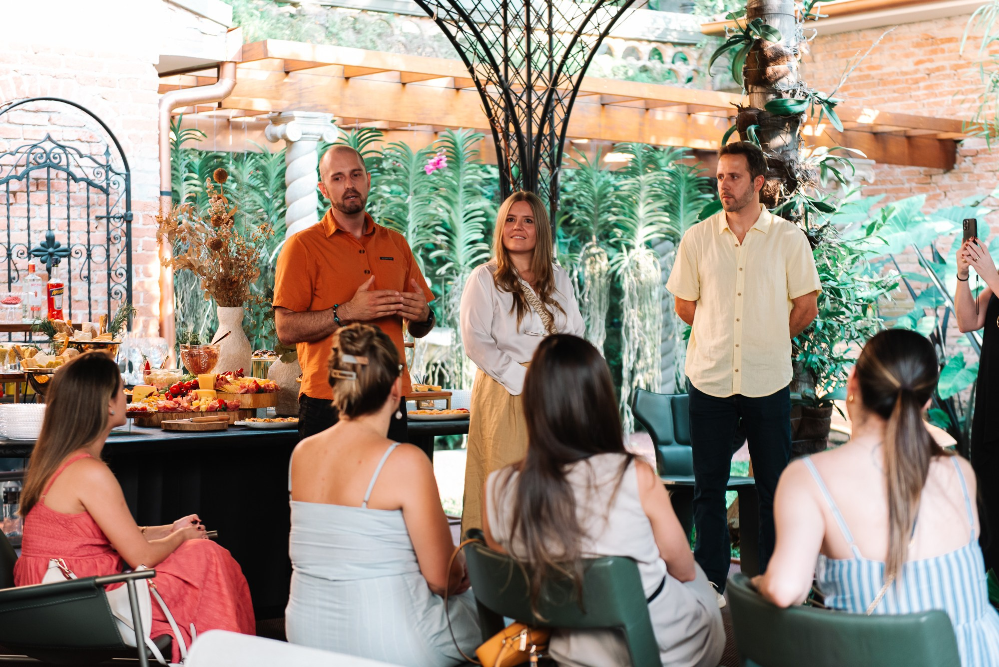 Visita — Casarão Doimo. 78 Imagens