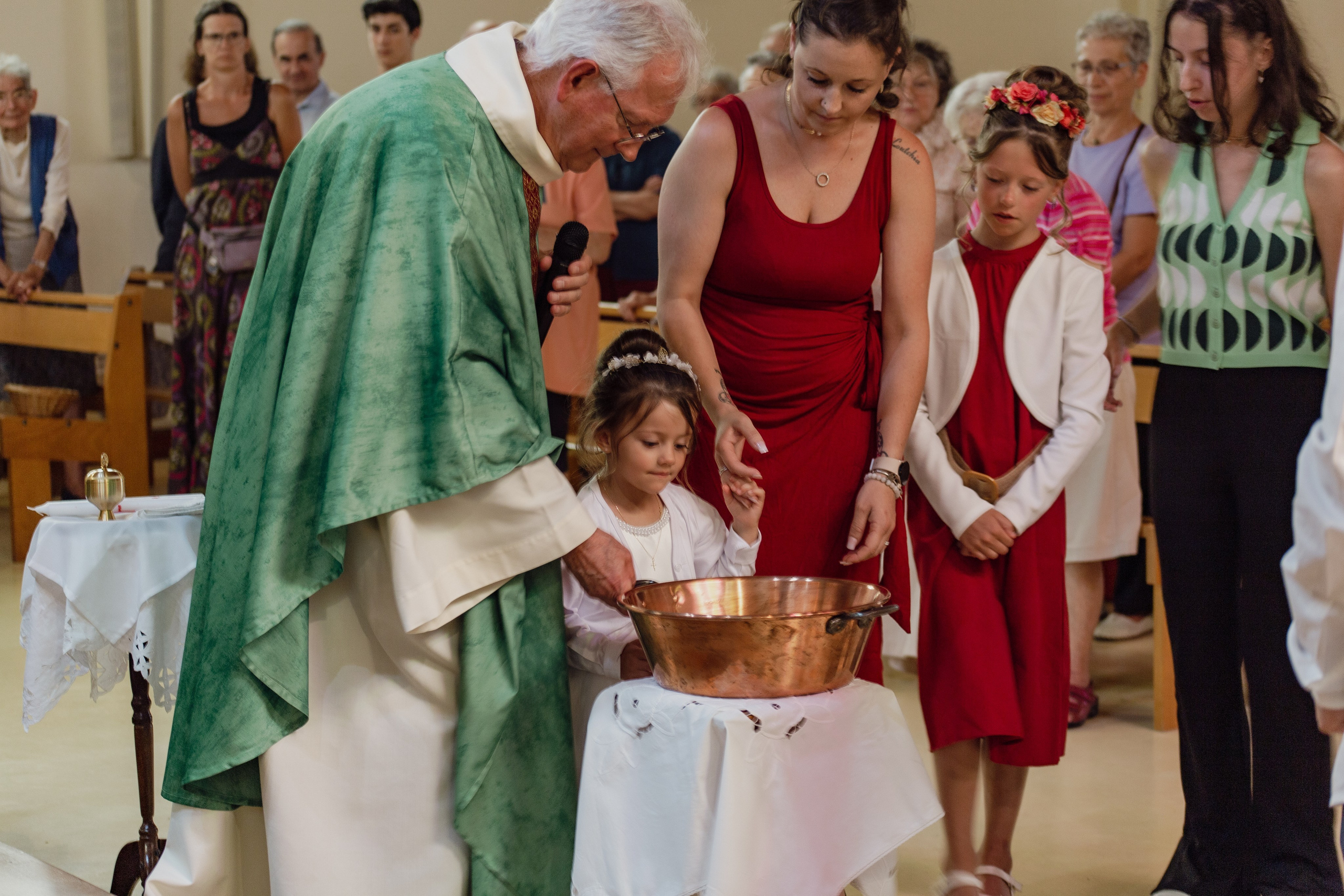 Julia et Shanna | Baptême. Studio photo « Partage ton bonheur » – Photographe famille près de Châtellerault, Poitiers et Tours