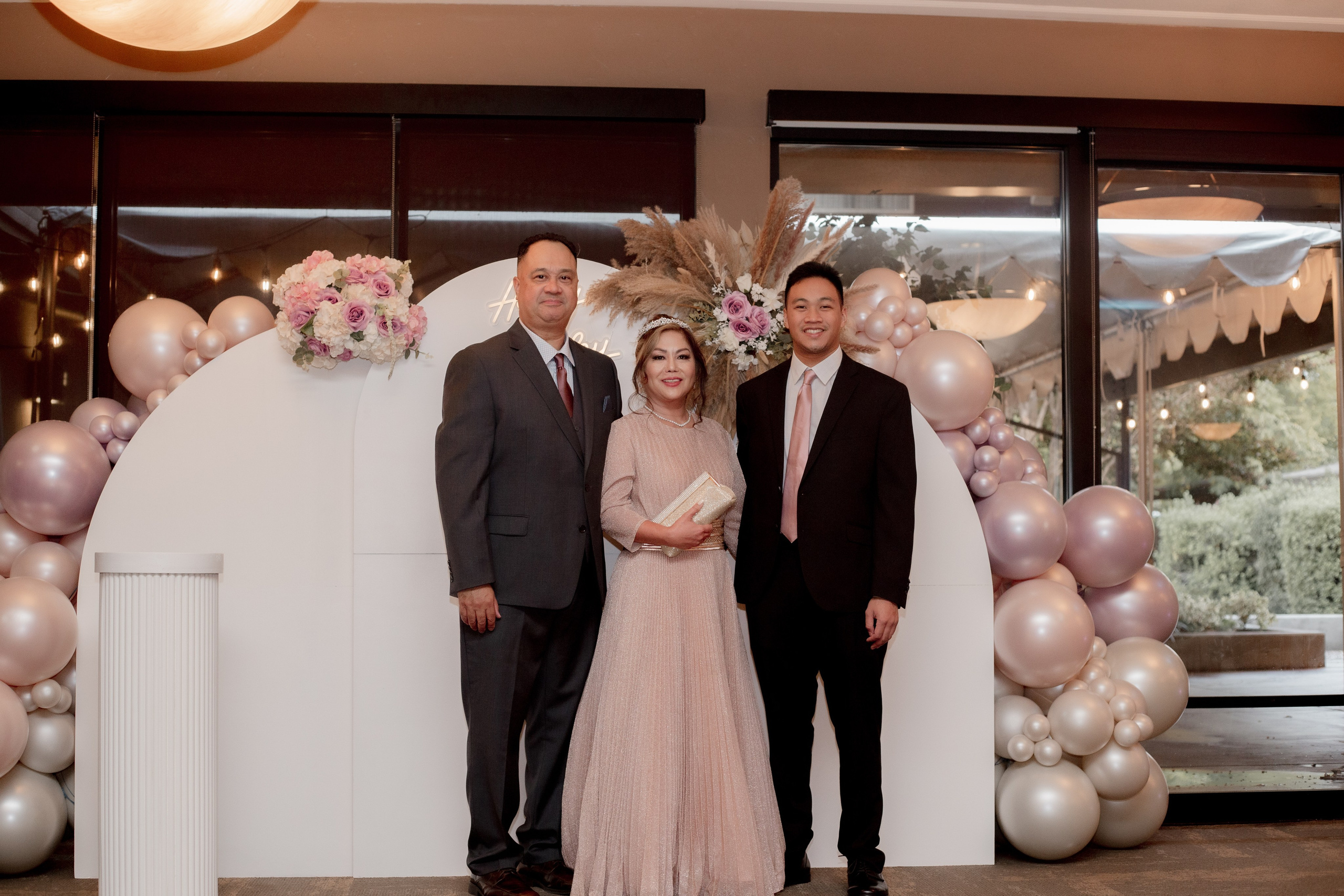 Events and big family photos. Family and children’s lifestyle photographer Elena Tumanova