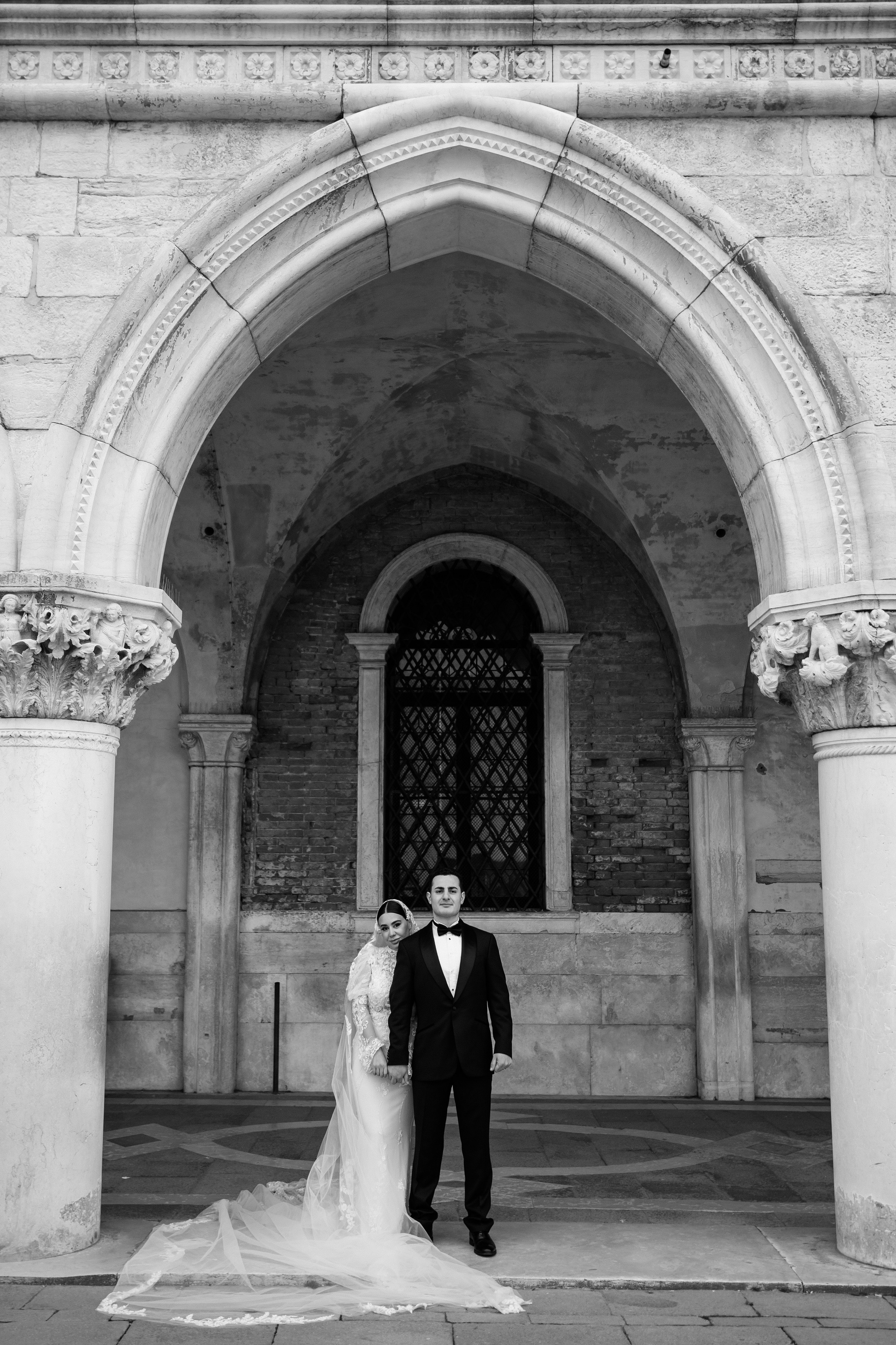 Wedding Photographer Rome Tuscany Como Sicily Puglia Amalfy Italy- Oksana Savenchuk