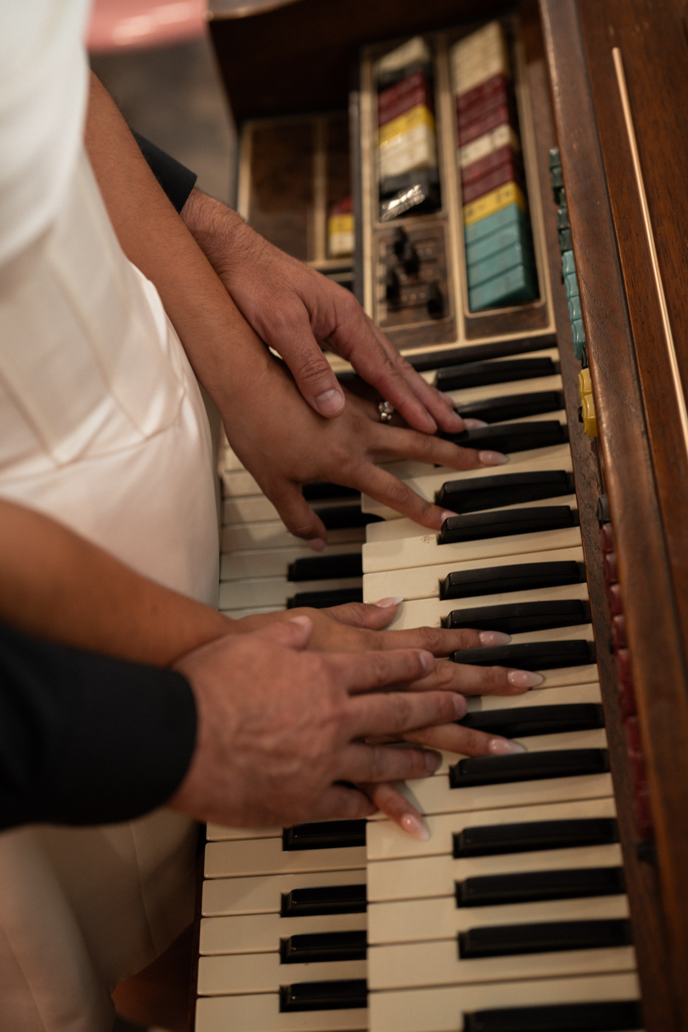 Stephanie&Ryan. Wedding & elopement photographer Viktoriya Kravtsov. Las Vegas