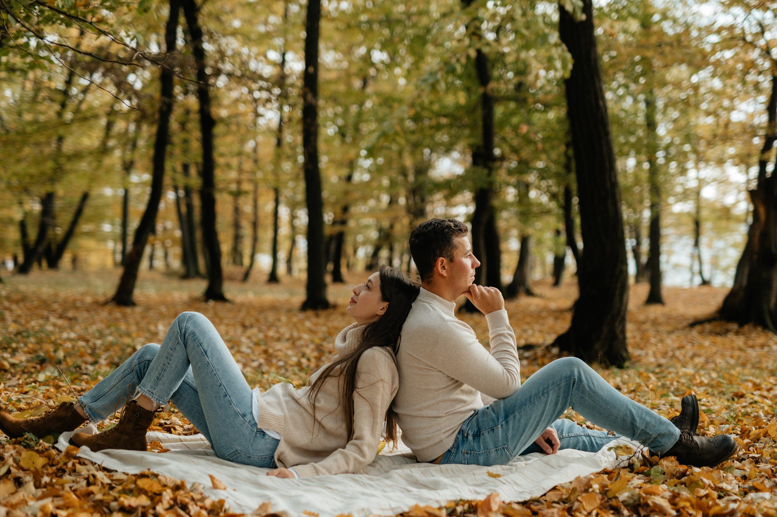 Save the date toamna , in natura. Proud Vision Weddings | Wedding Photography & Film — Servicii profesionale Foto Video Nunta Iasi