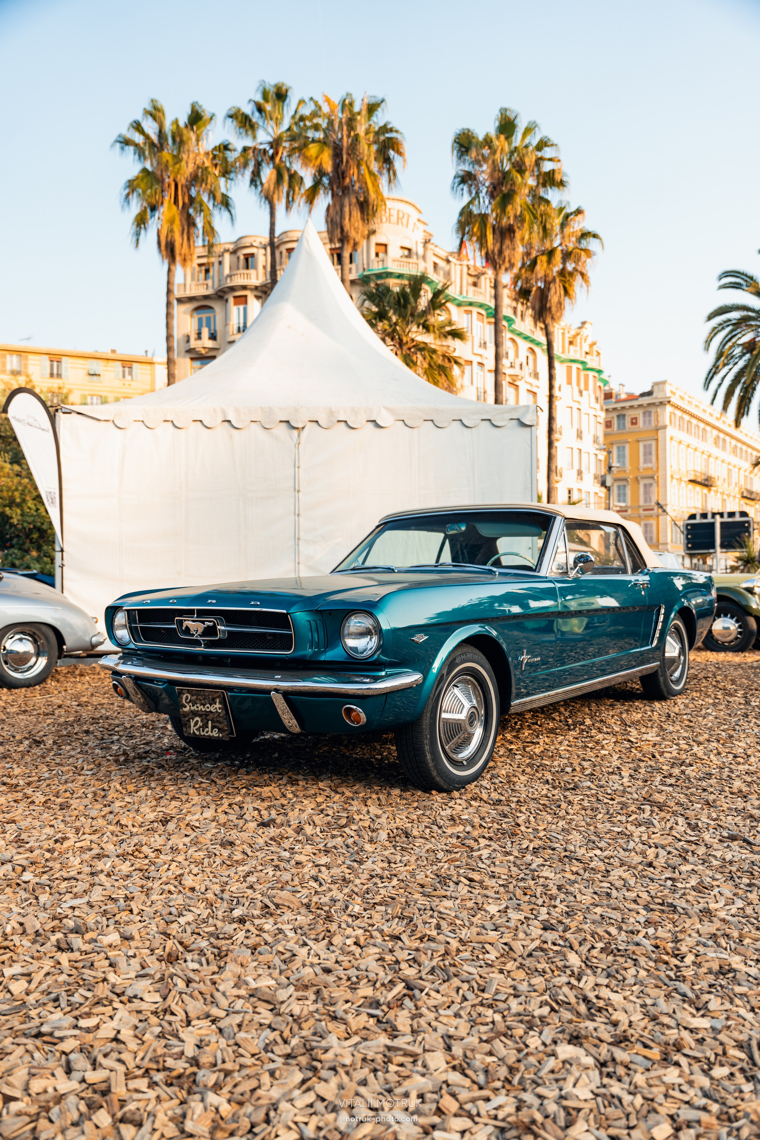 Legends de Nice. Photographe de voitures à Paris — Vitalii Motruk