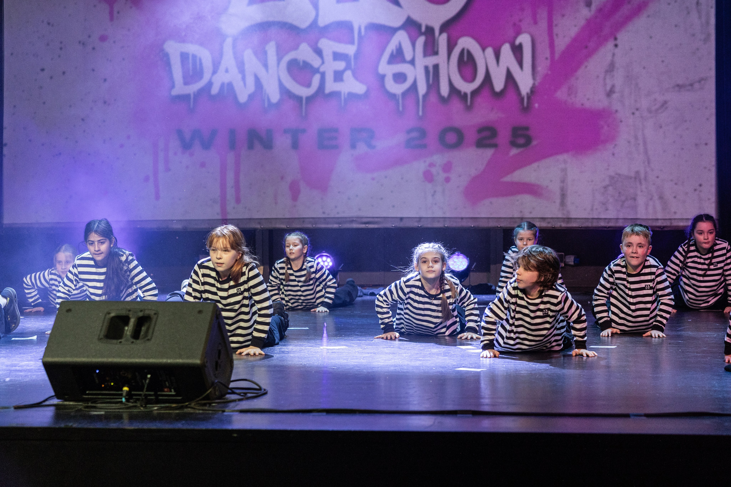 LEO DANCE SHOW WINTER 2025. Семейный и детский фотограф в Варшаве Мила Бобровская