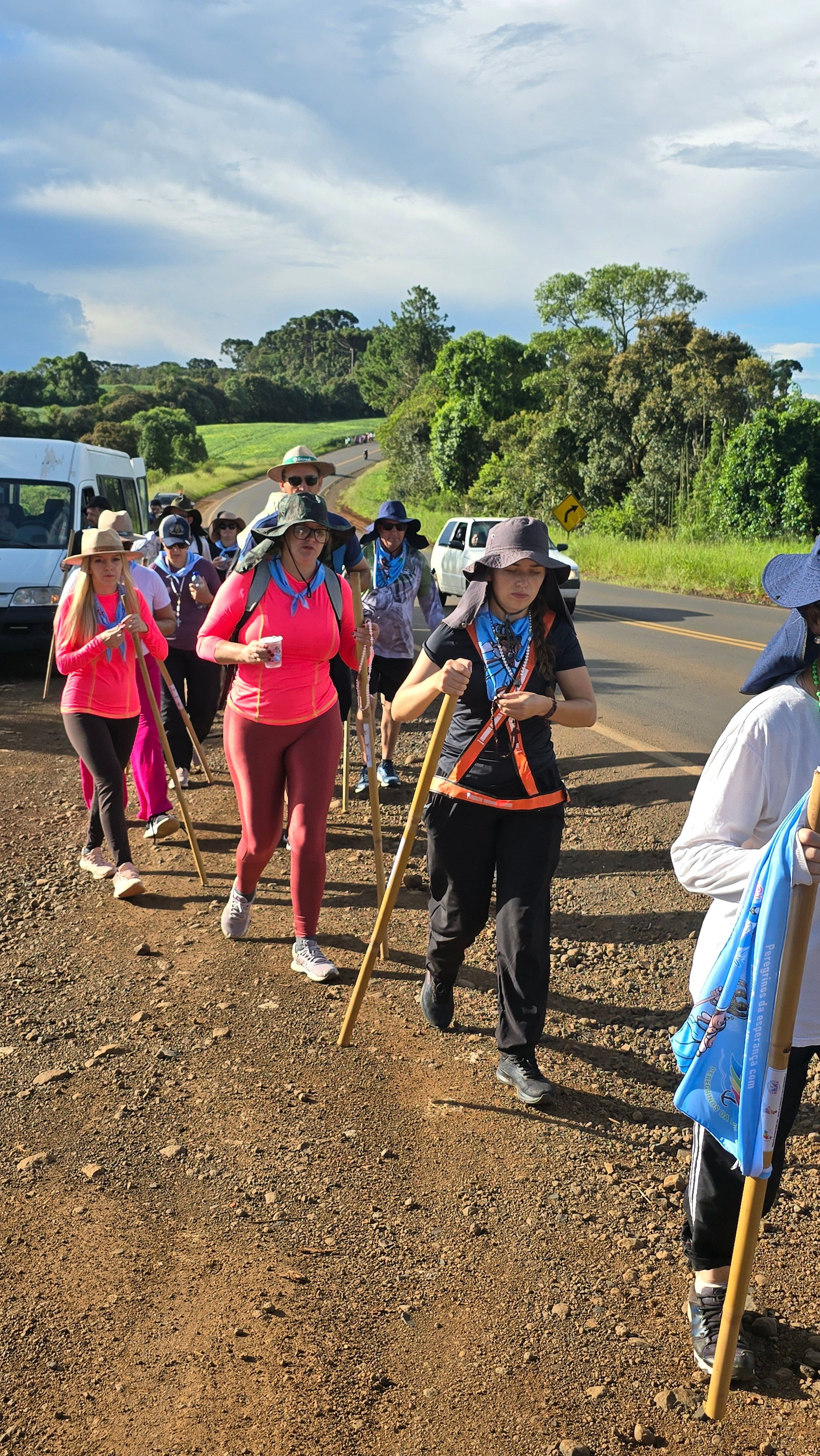 Peregrinação Nossa Senhora de Belém. Handa Produções