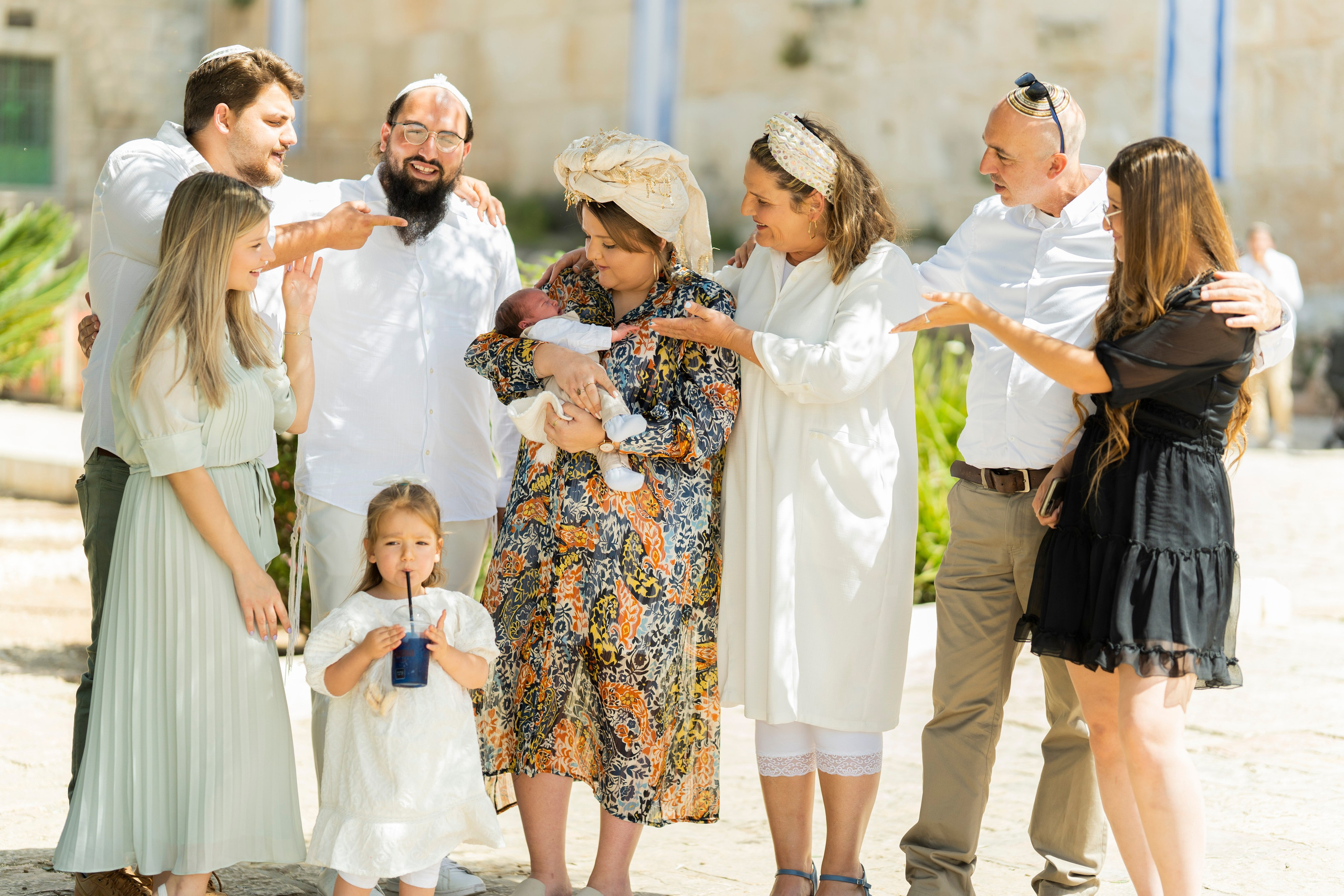 הברית של נחמן חזן. יוסף מזרחי צילום חתונה, ברית וזוגיות. צלם מקצועי שאוהב להוציא אתכם הכי יפים ברגעים הכי מרגשים