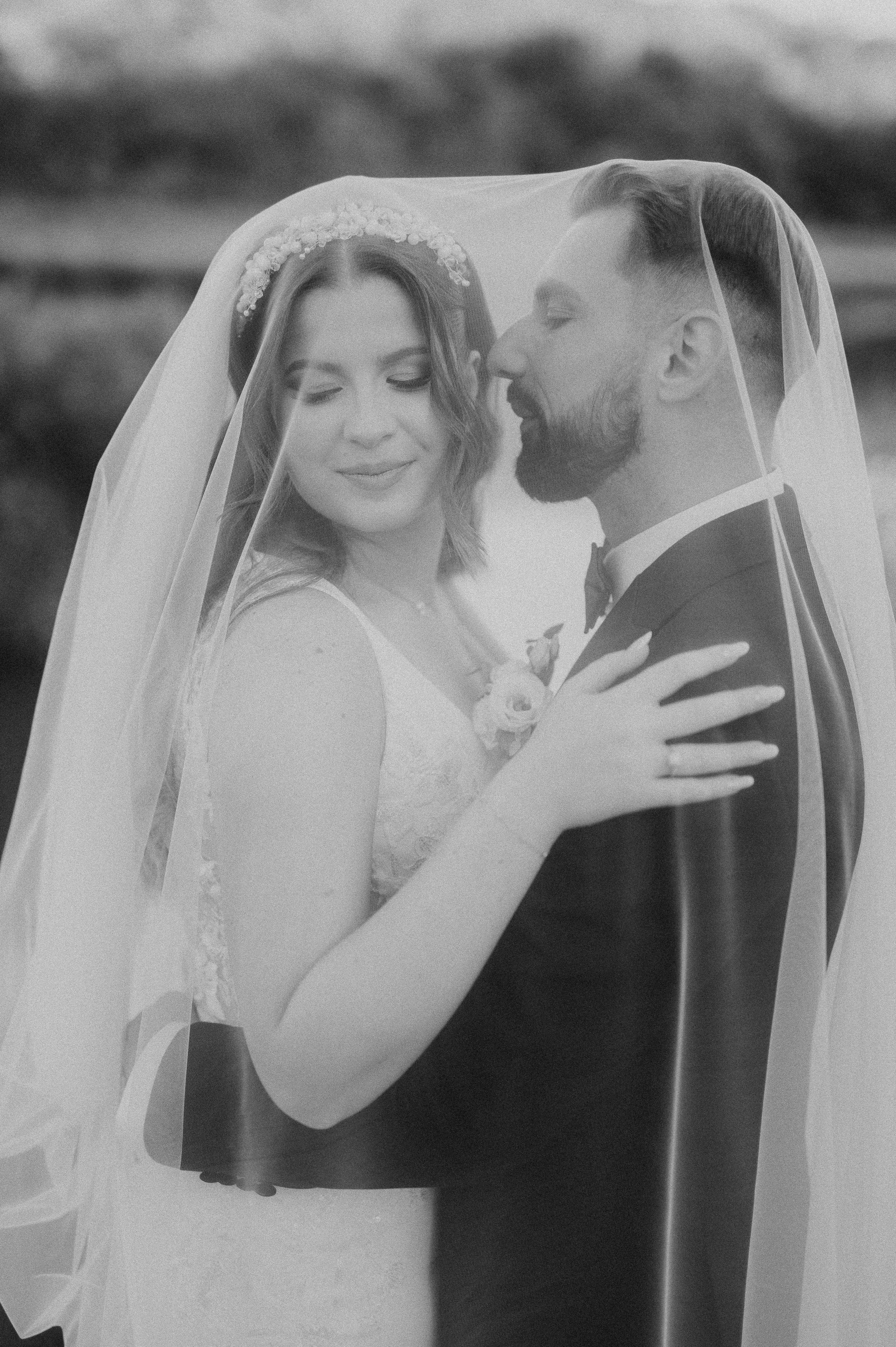 Iuliana + Răzvan | Kalipso. FotoVizion Iași