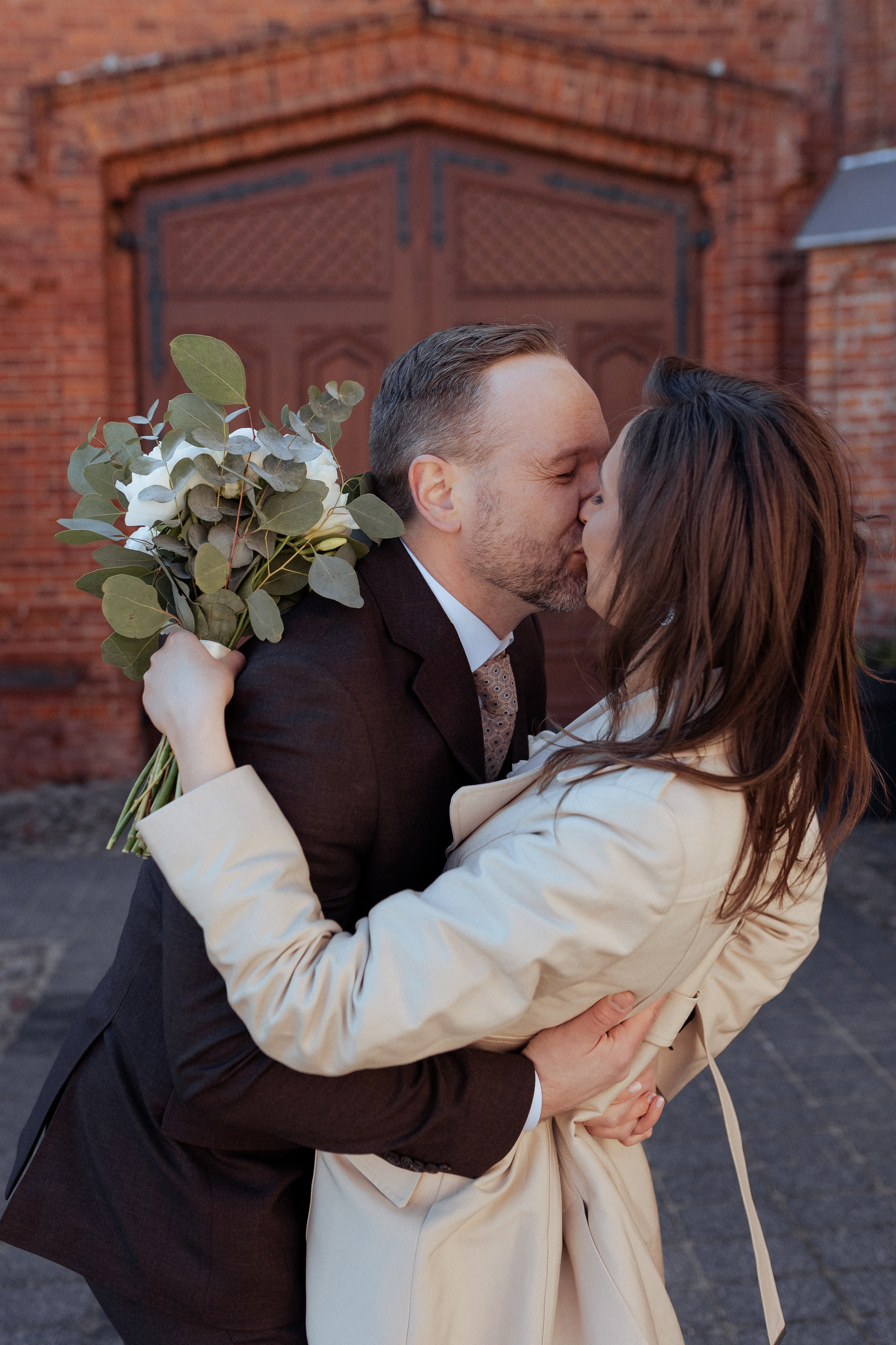 Monika ir Vytautas — miestu alsuojanti trumpa jaunųjų fotosesija Kaune