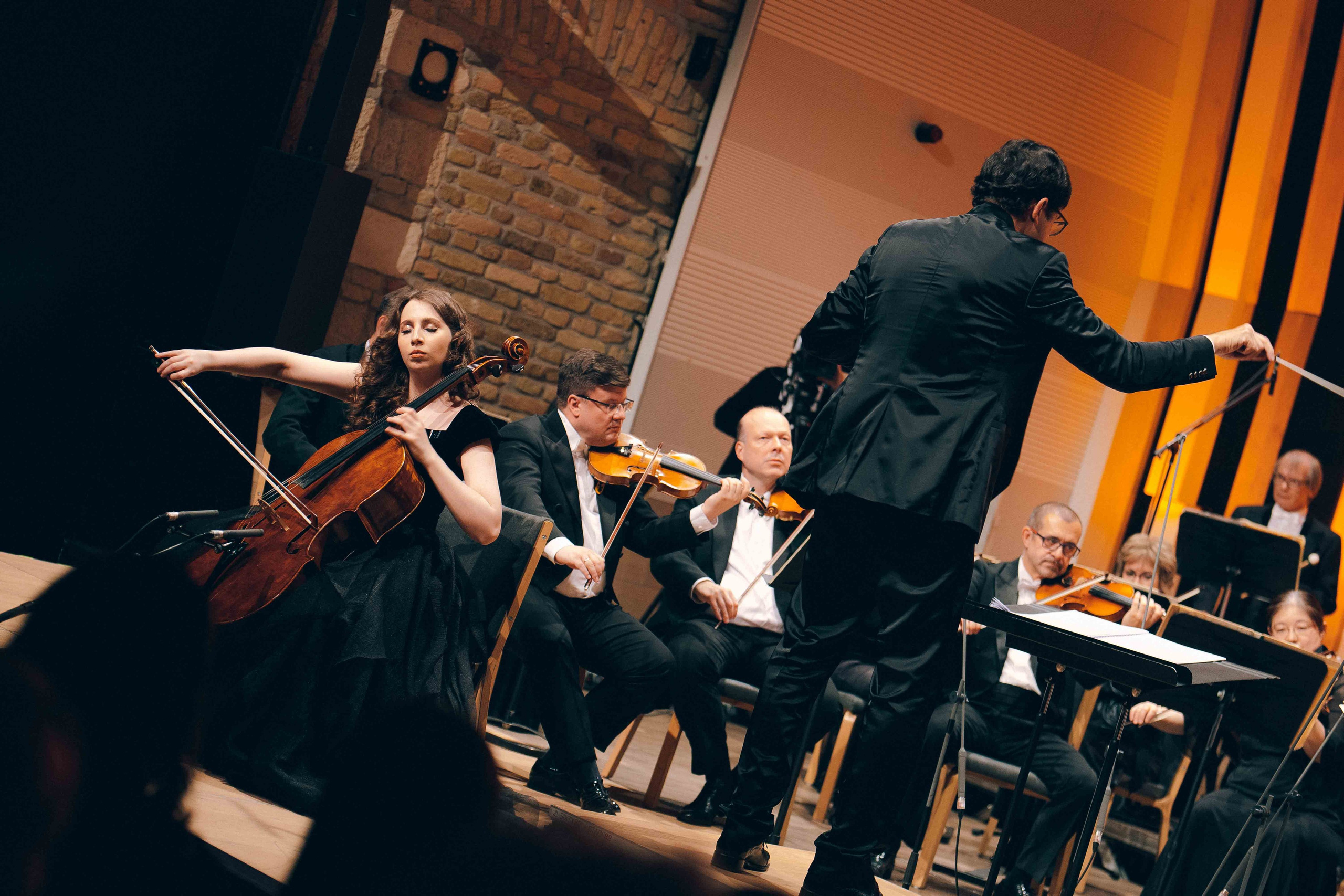 BUDAPEST MUSIC CENTER. Wedding&Event photographer Ismail Rzayev in Baku