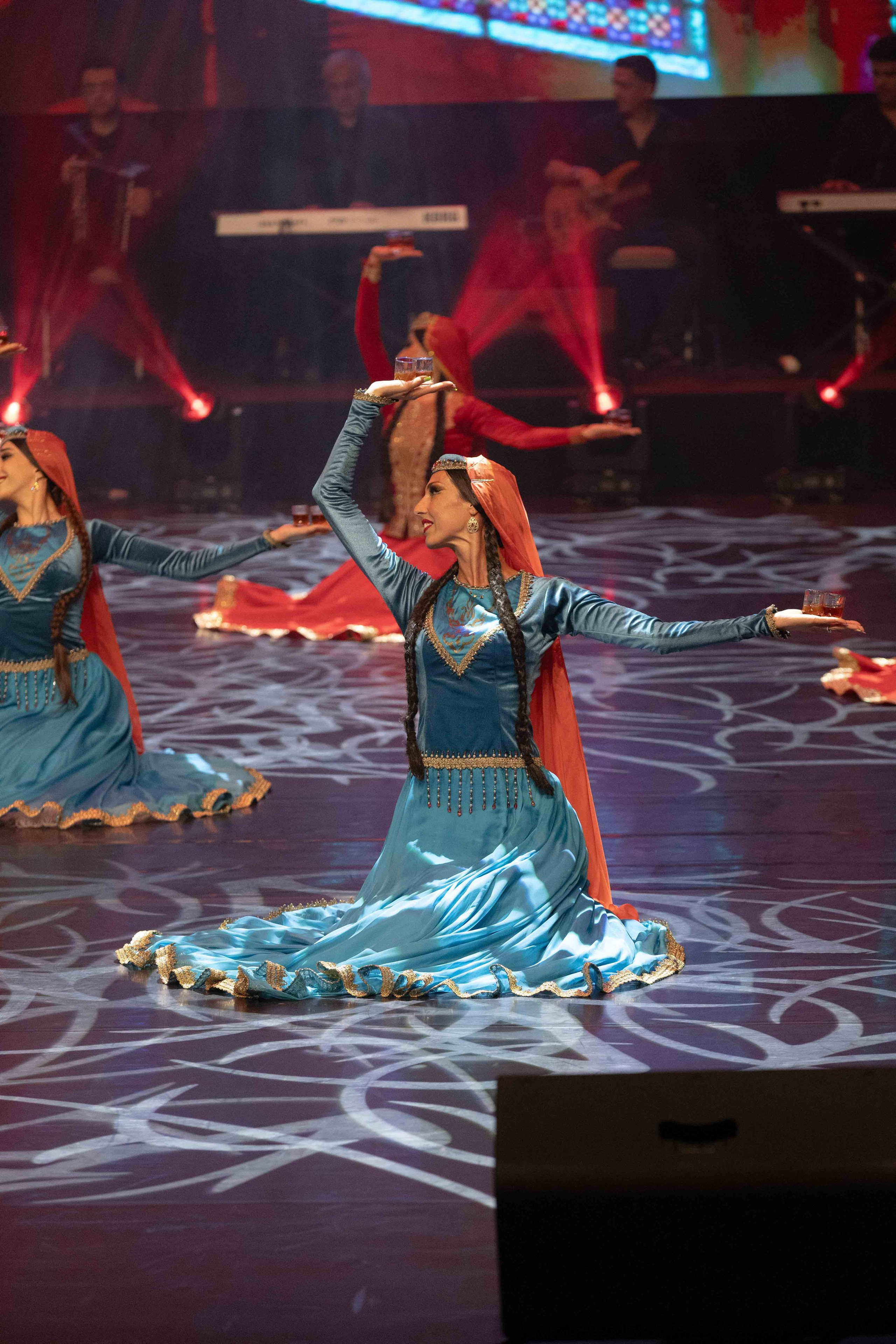 STATE DANCE ENSEMBLE. Wedding&Event photographer Ismail Rzayev in Baku