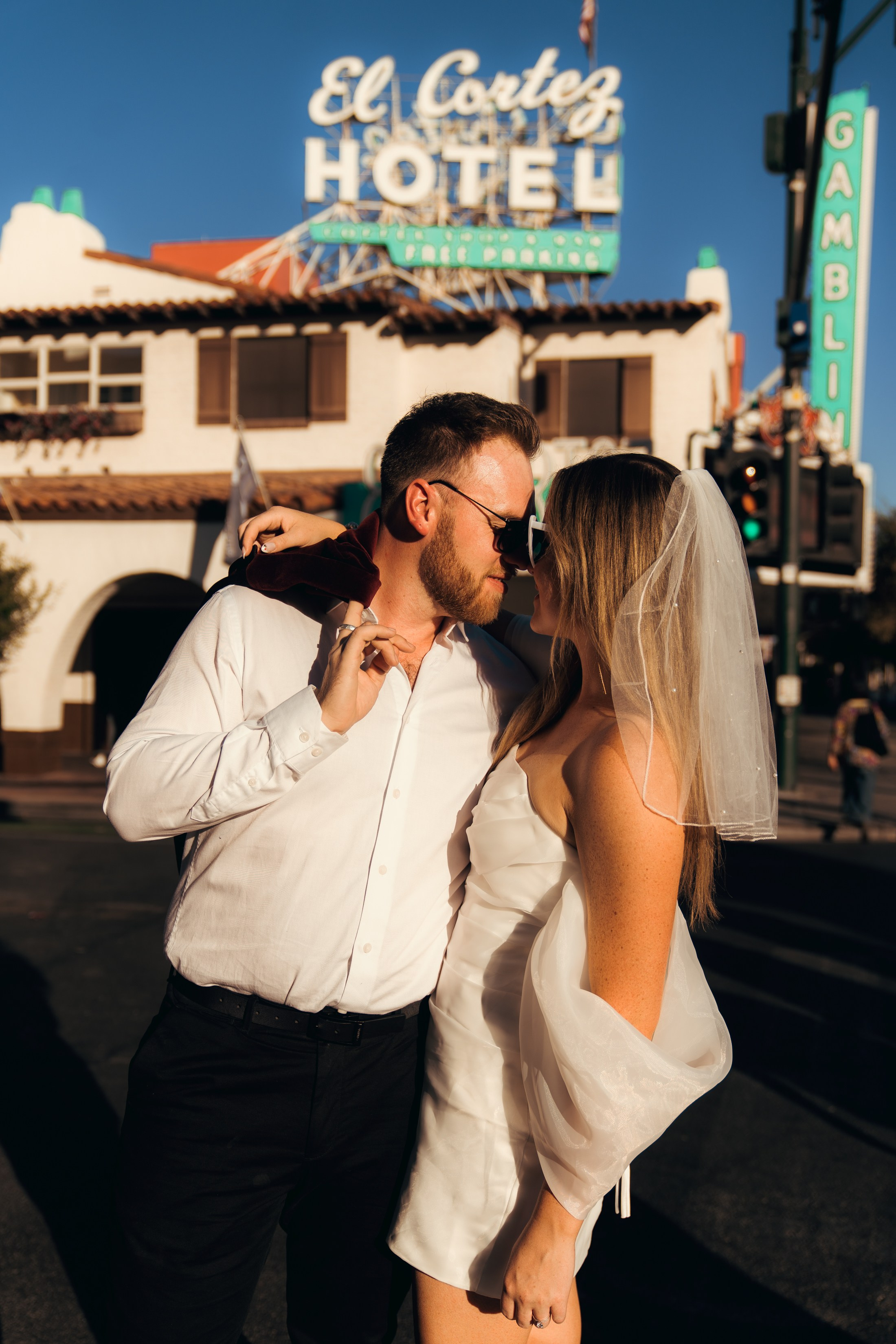 Madison&Ryan. Wedding & elopement photographer Viktoriya Kravtsov. Las Vegas