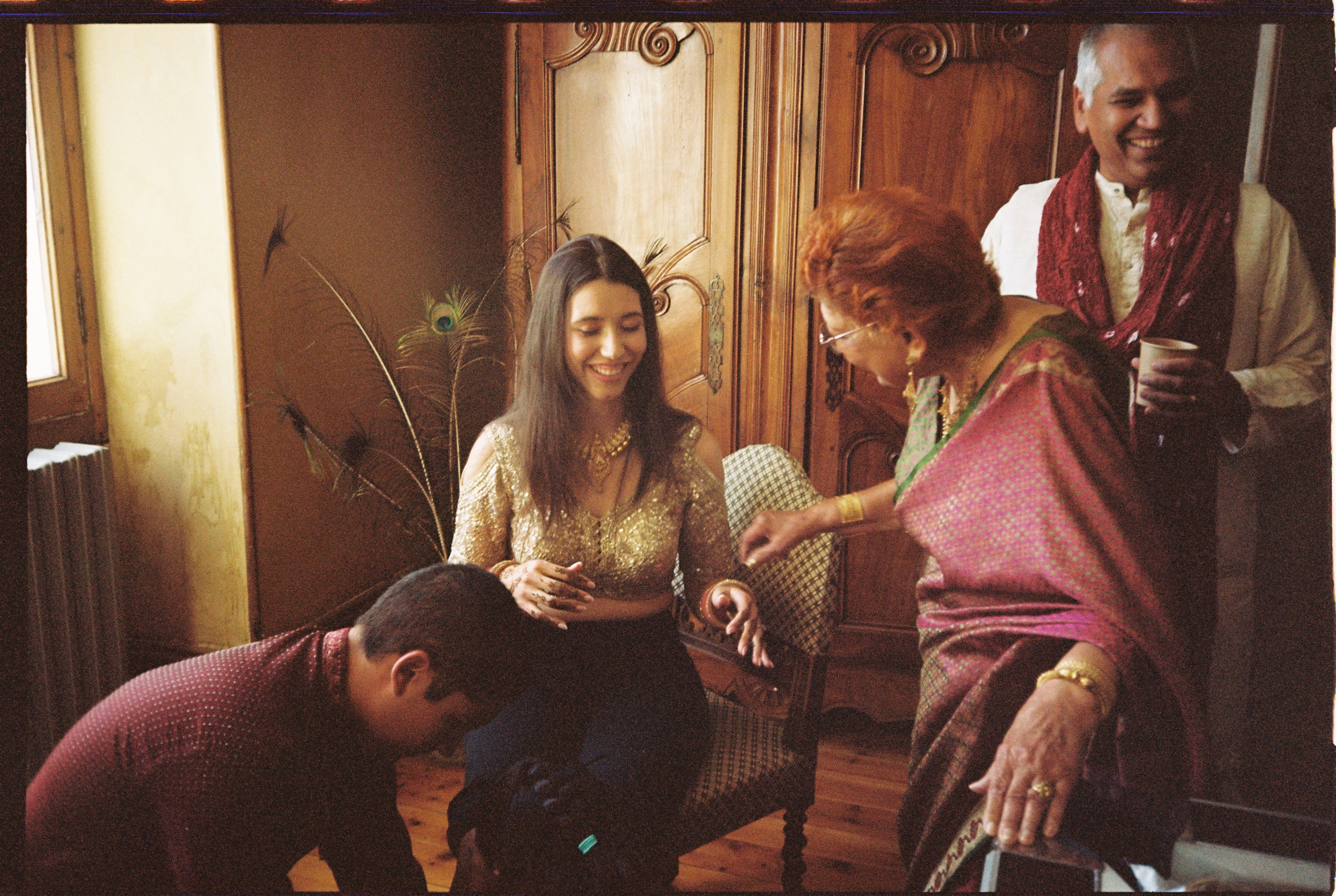 Wedding in a French Château | Destination Wedding Photography. Wedding photographer in Italy