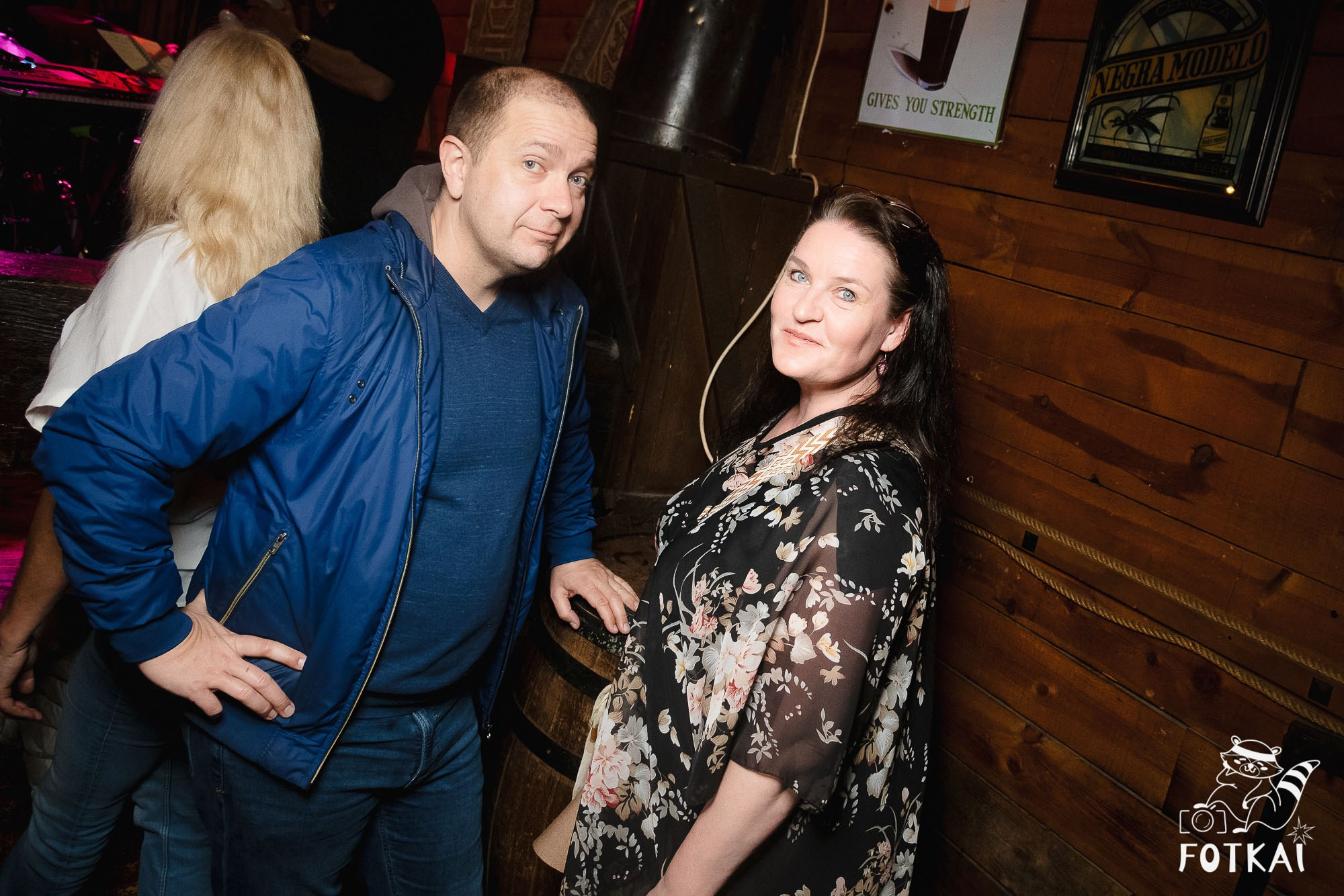 Amy Winehouse Tribute at El Paso Bar (March 28) — Live Concert Photo Report | FOTKAI