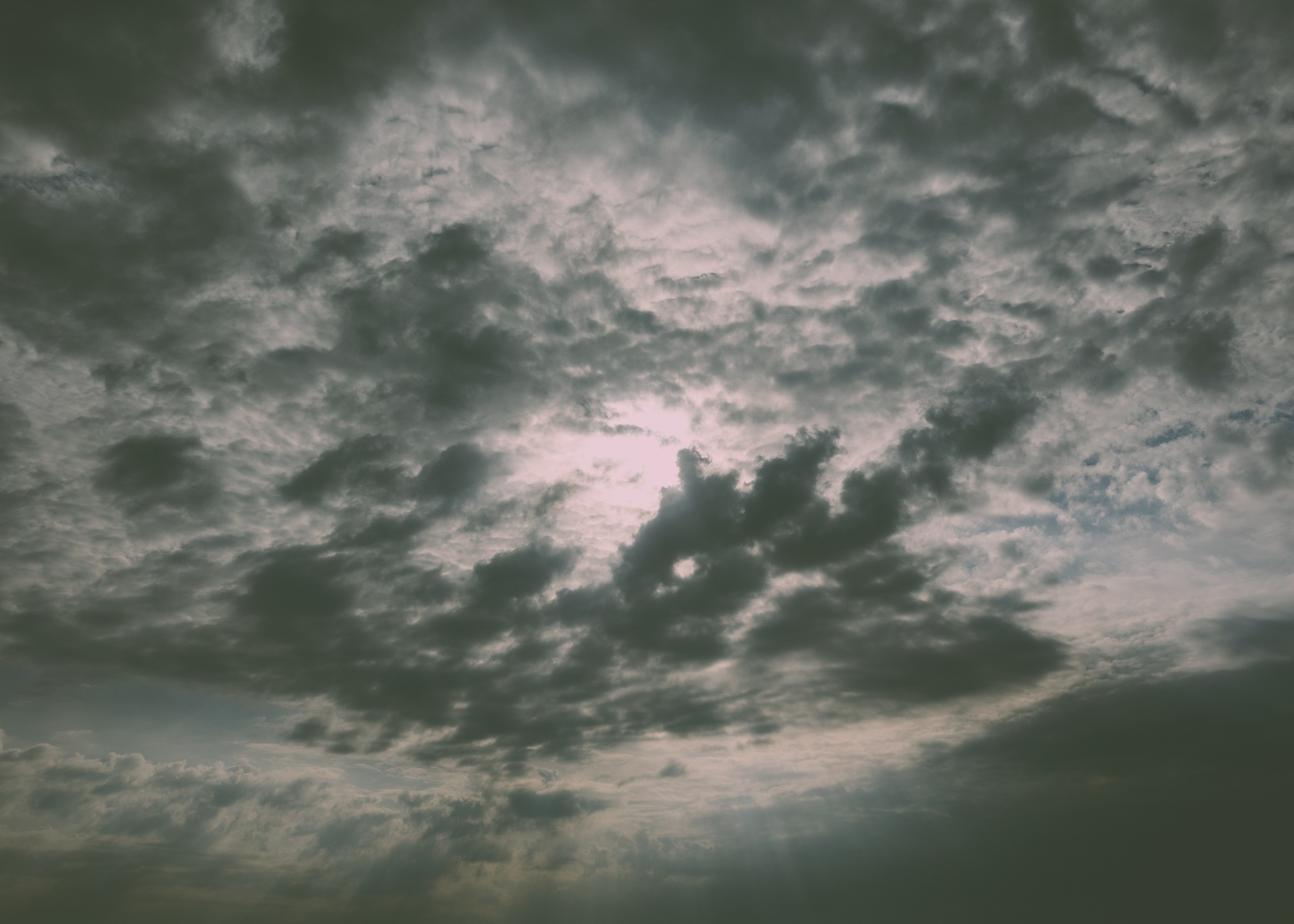 Dažādas fotogrāfijas. Sajūtu un mirkļu fotogrāfs no Rīgas, Mārtiņš Babris