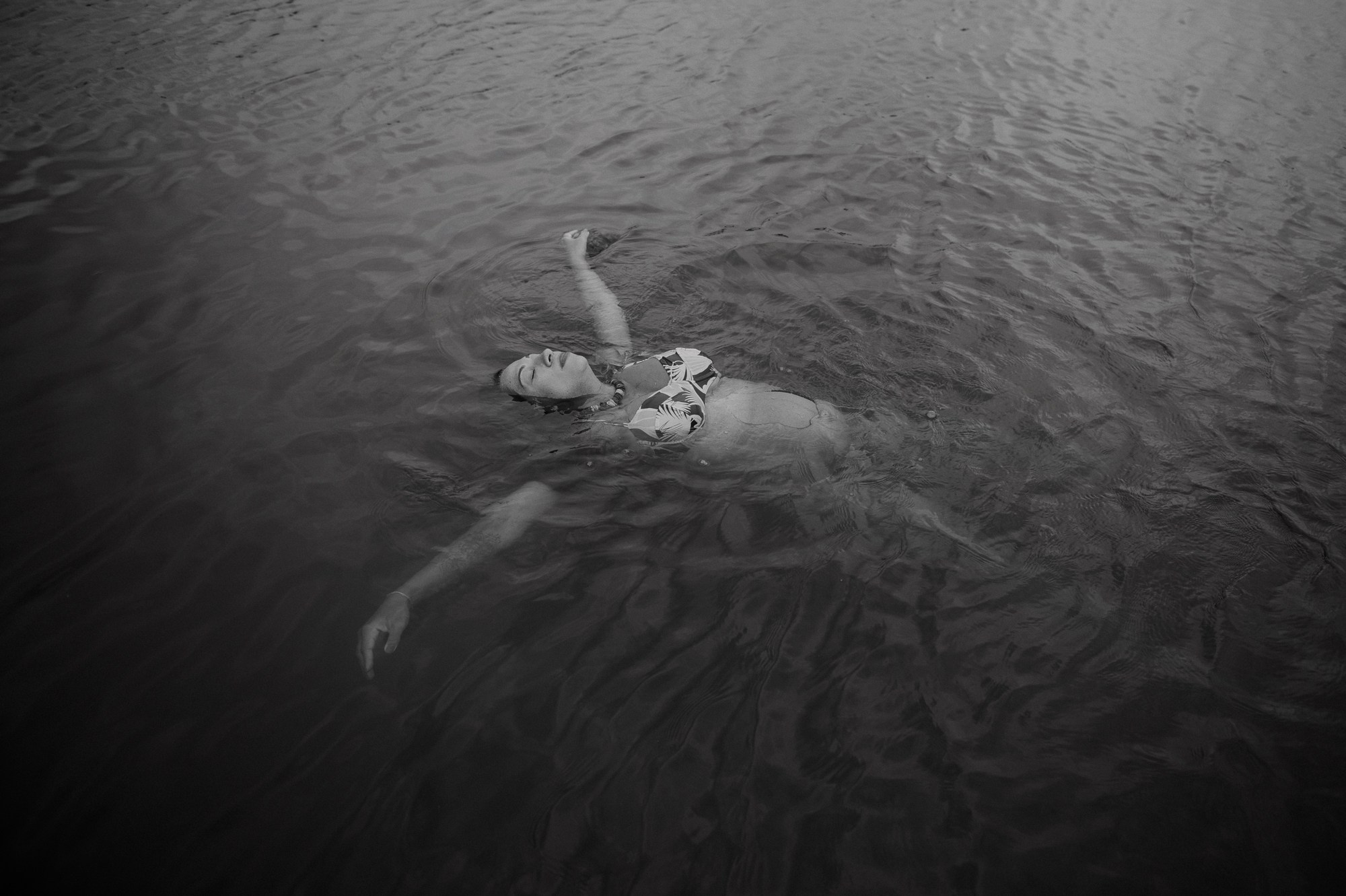 Gestar Apolo, Massarandupió. Água Carmim Fotografia