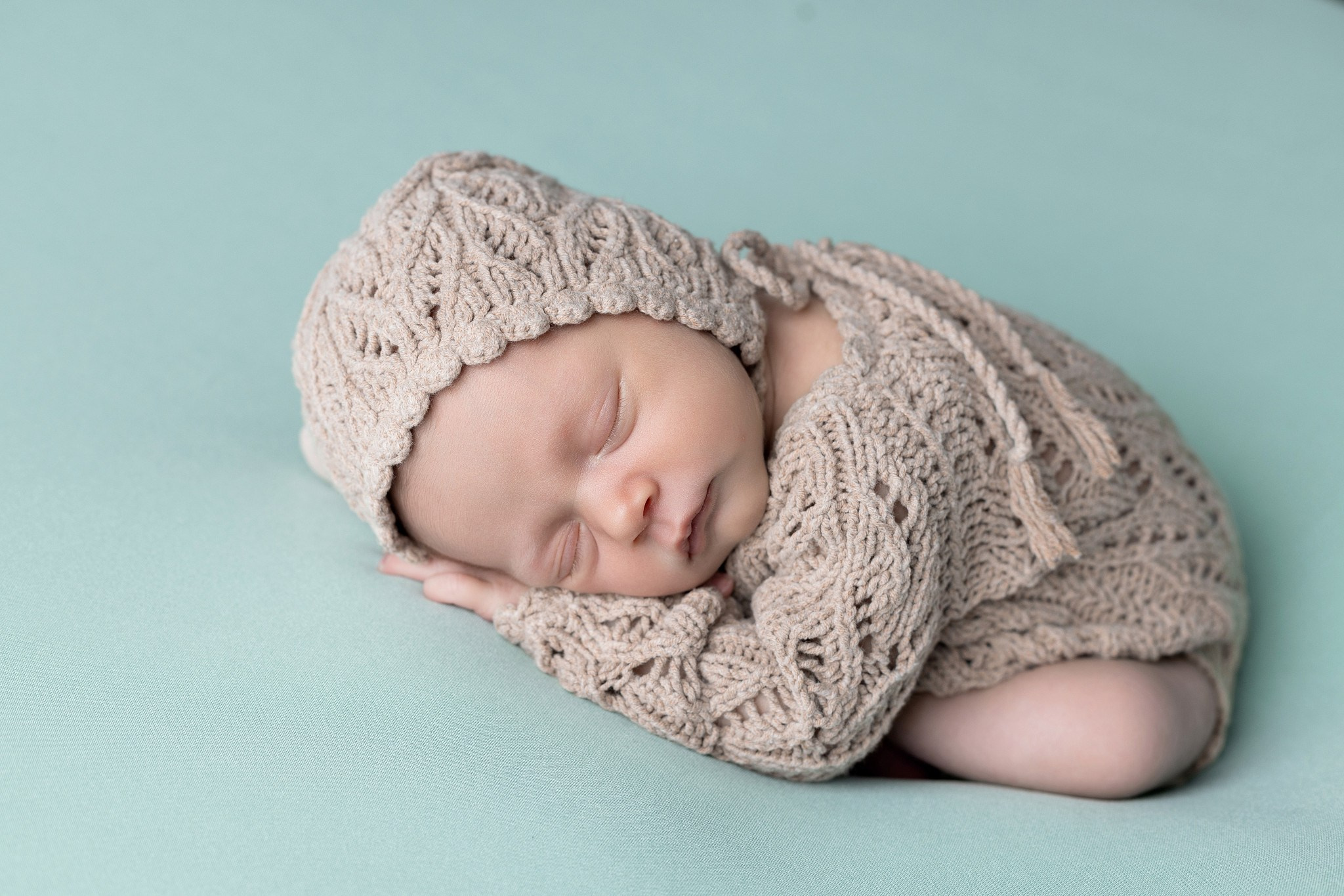 Newborn Classic. Family photographer in Bay Area, California