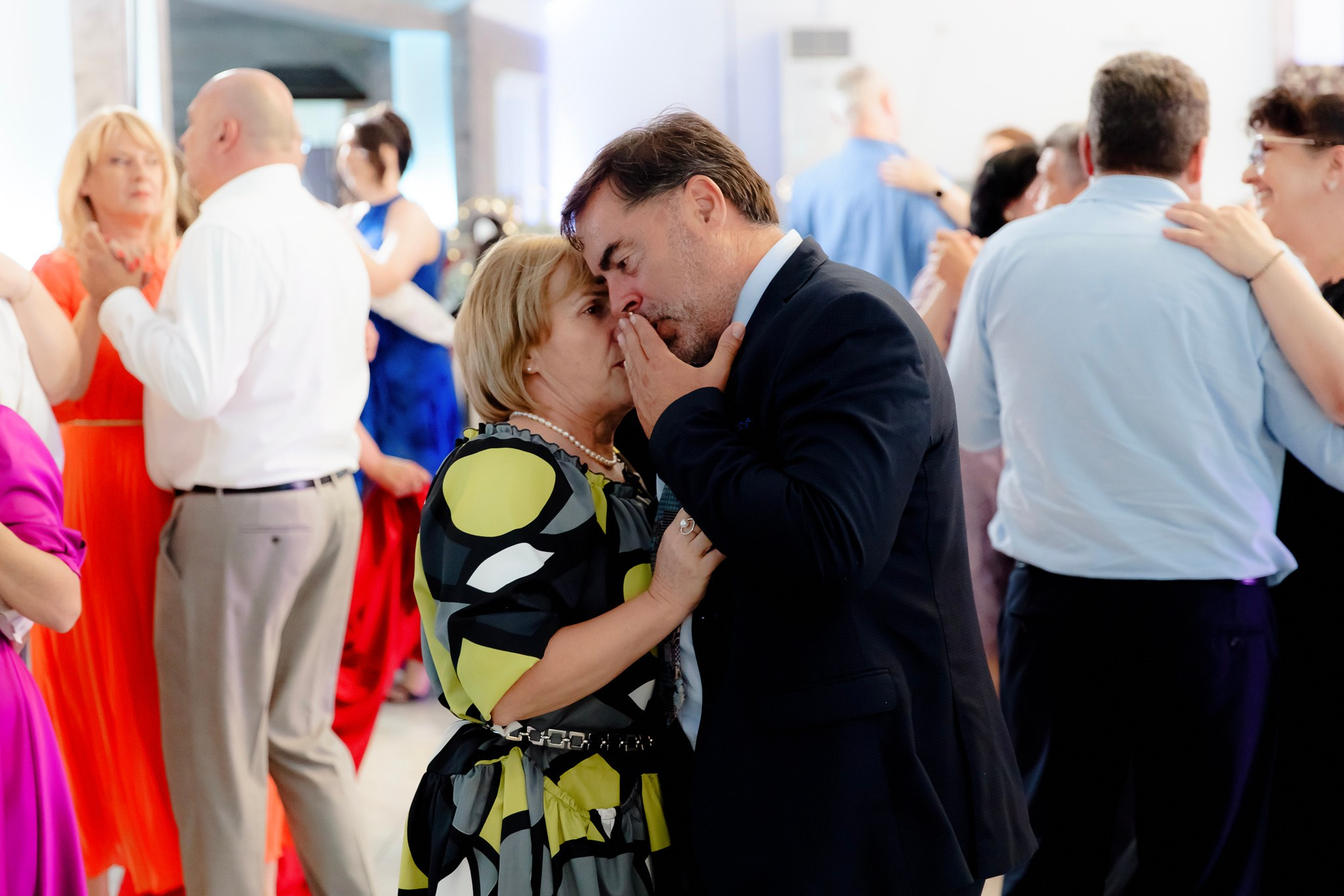 Ioana & Ionuț | Nuntă de poveste la Păstrăvăria Poiana din Mălini județul Suceava. Servicii foto-video profesionale, pentru momente de neuitat