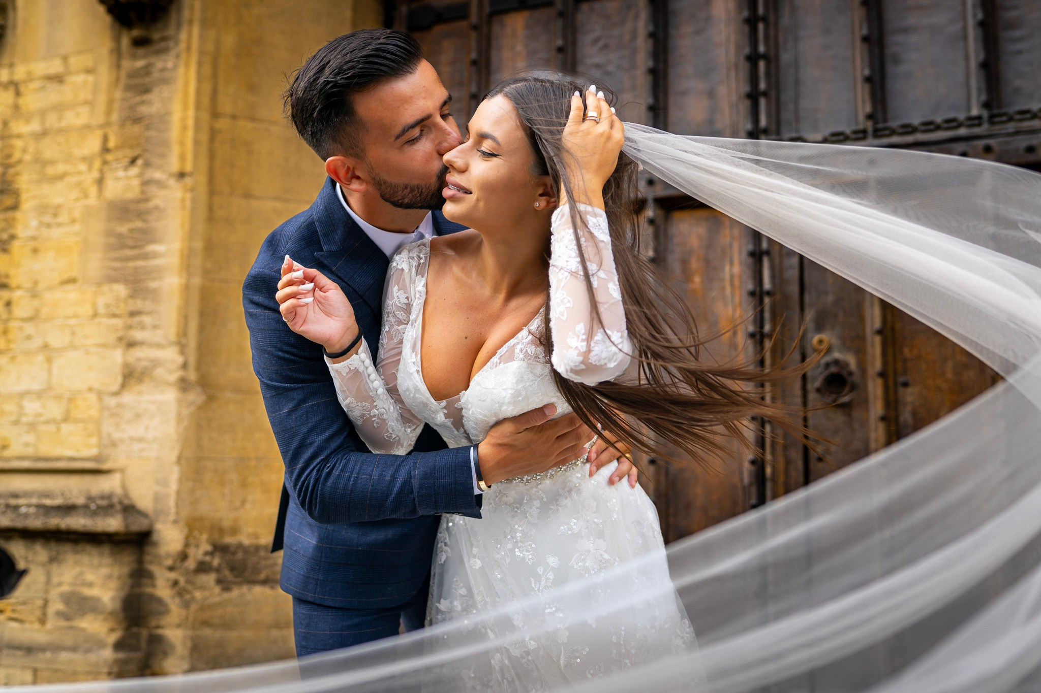 ANDREI & ANDREEA -trash the dress. Main