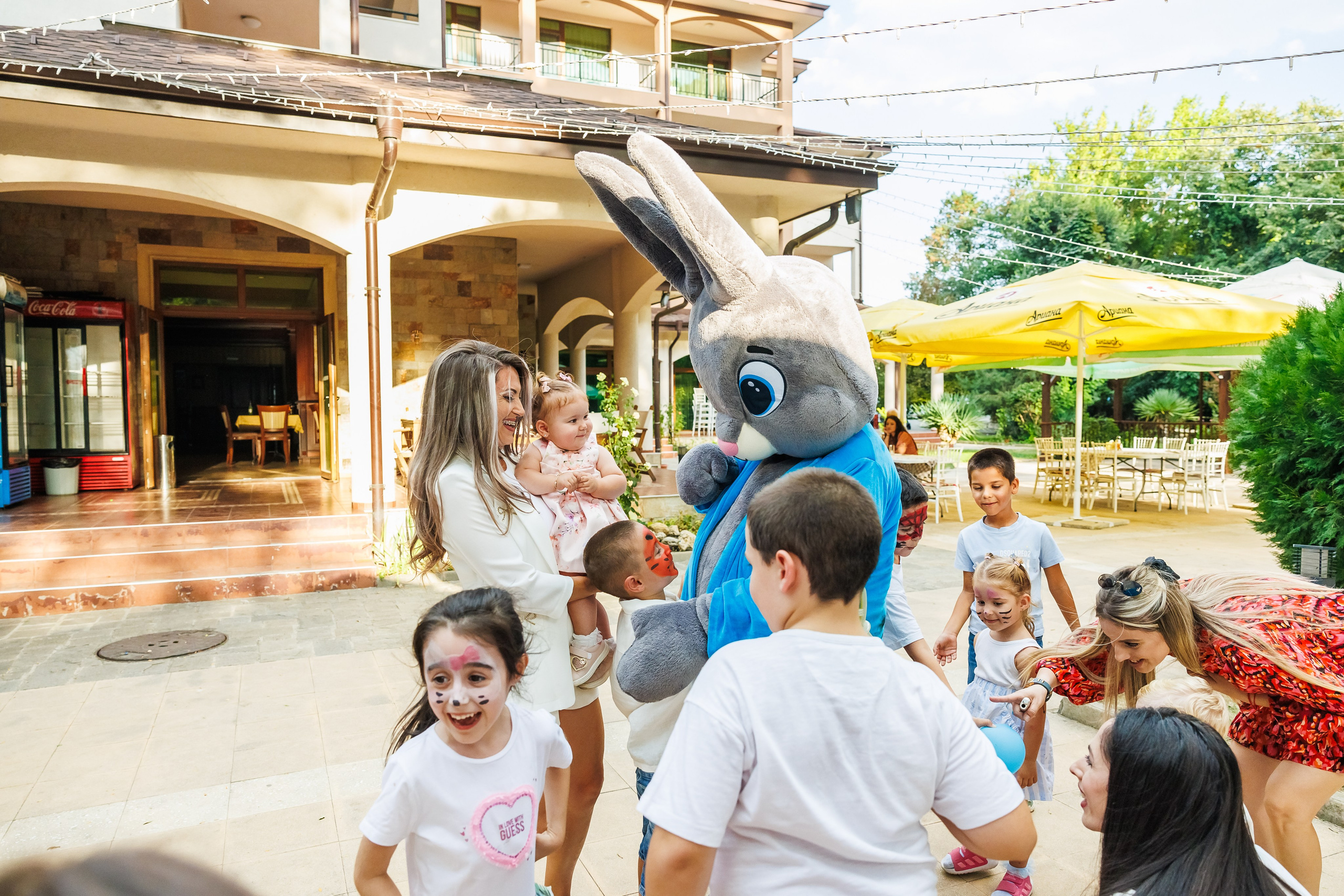 Честит 1 Рожден Ден. Фотограф Ирина Йотова