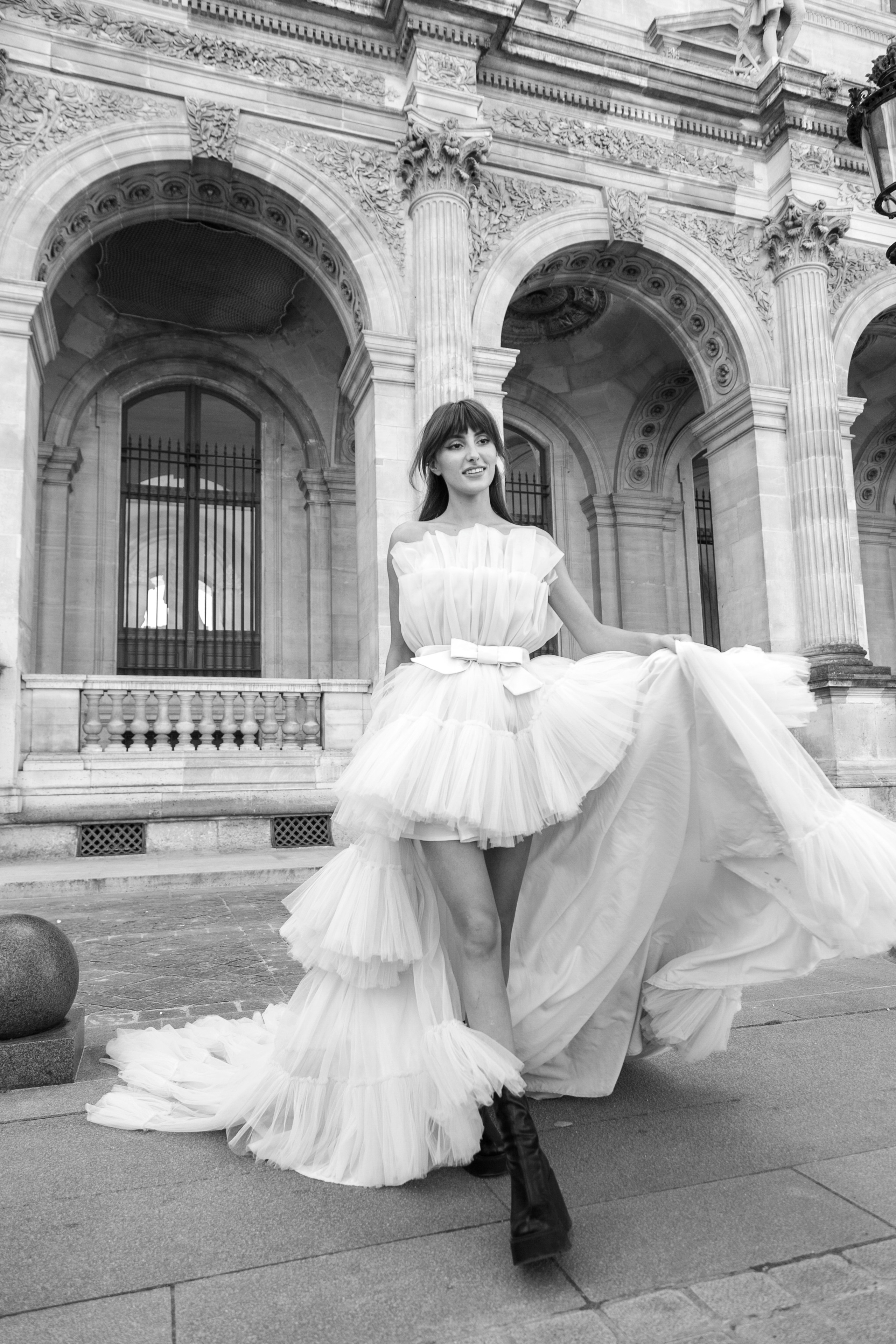 Musée du Louvre / Clémence & Pierrot. Wedding, event and family photographer in Paris, Emilian Olaru