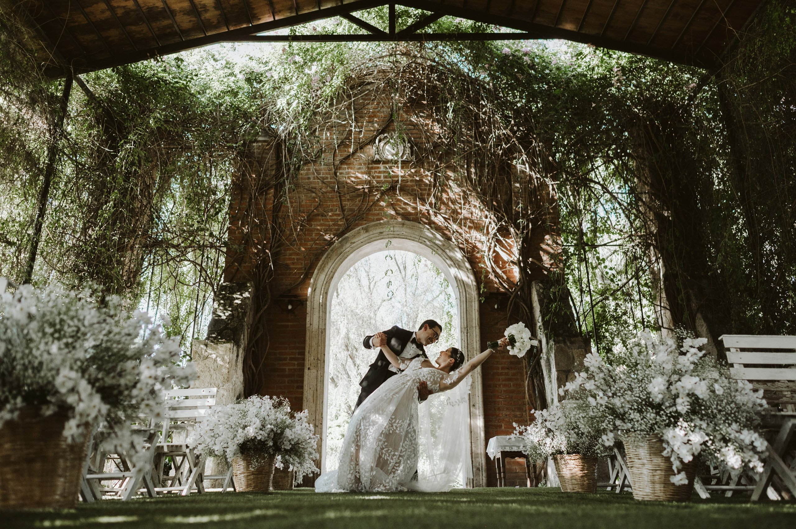 WEDDING PHOTOS. Wedding Photographer and Filmmaker in Guadalajara Mexico Abraham Linares