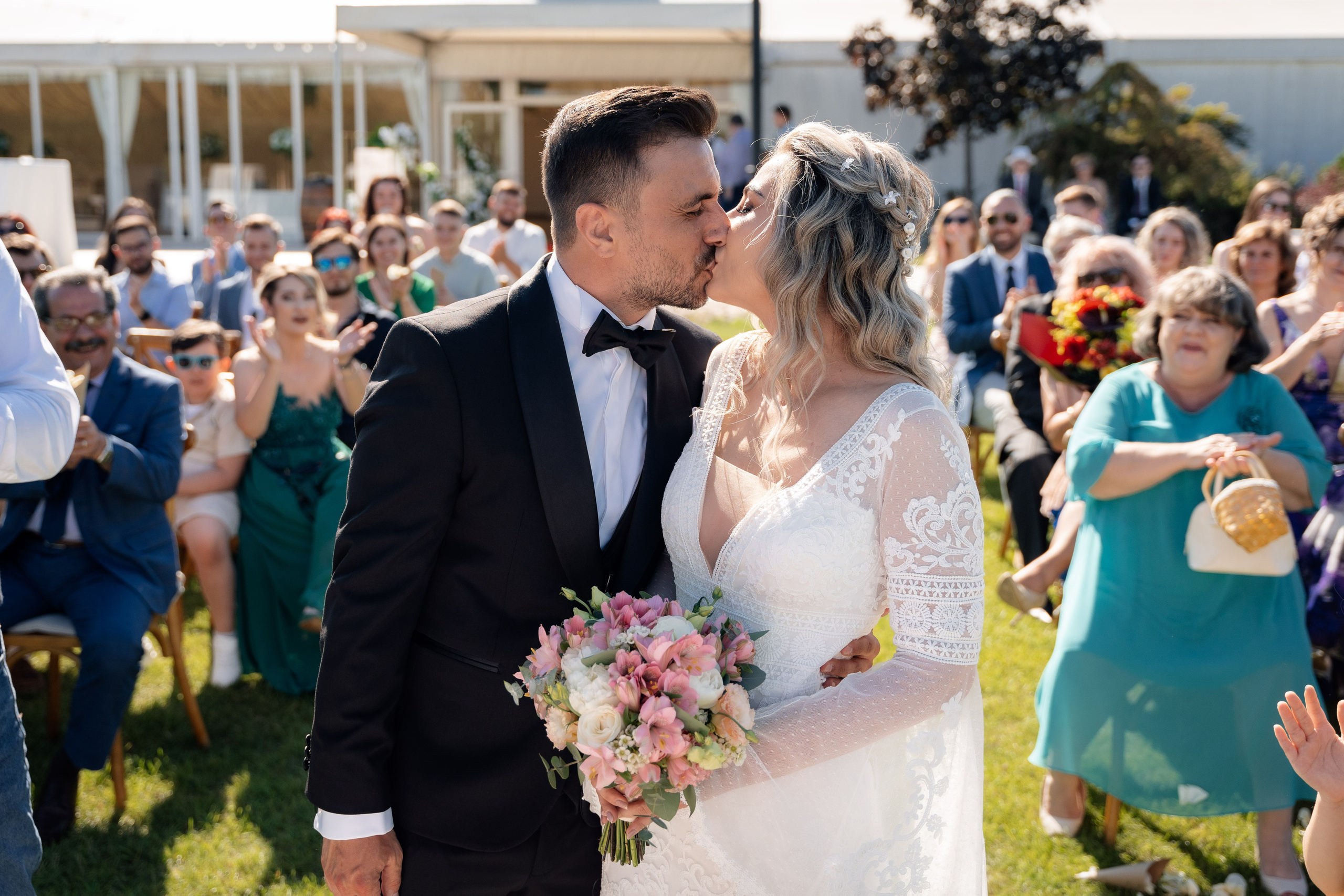 Sandra & Razvan. Destination Wedding Photographer Alex Pasarelu