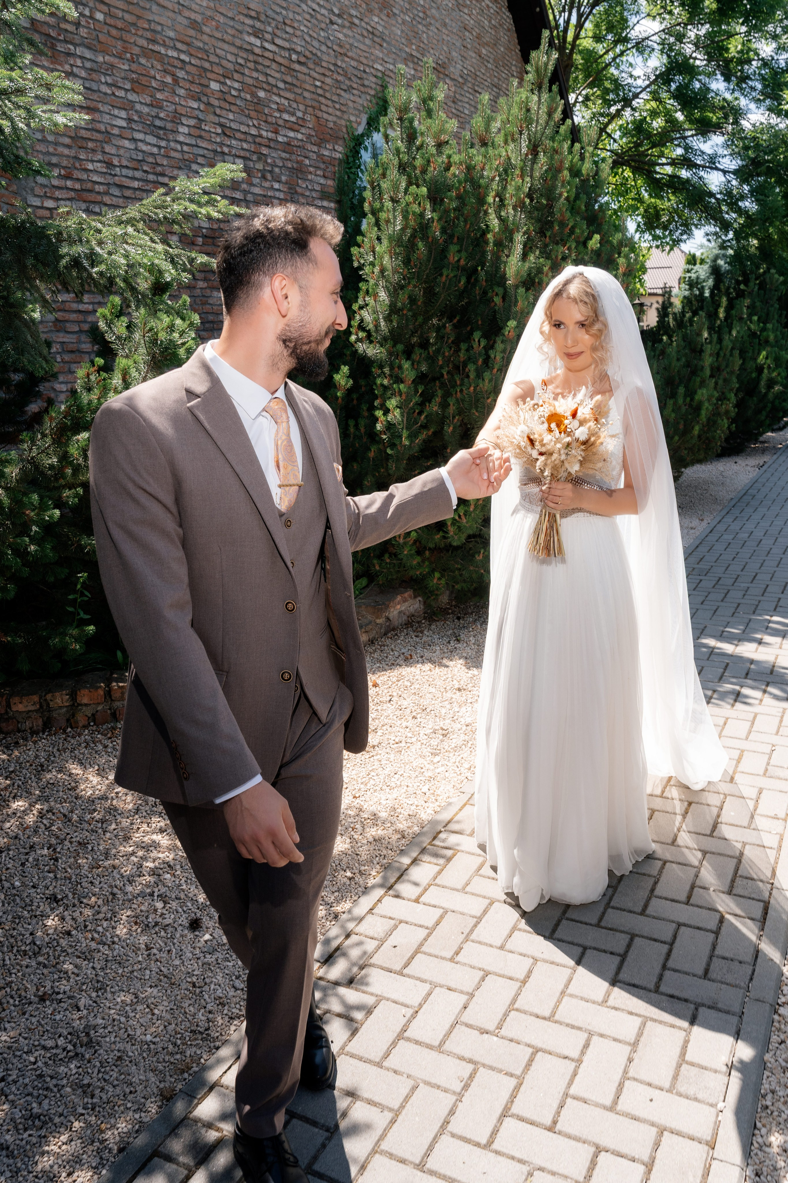 Octavia & Theo. Destination Wedding Photographer Alex Pasarelu