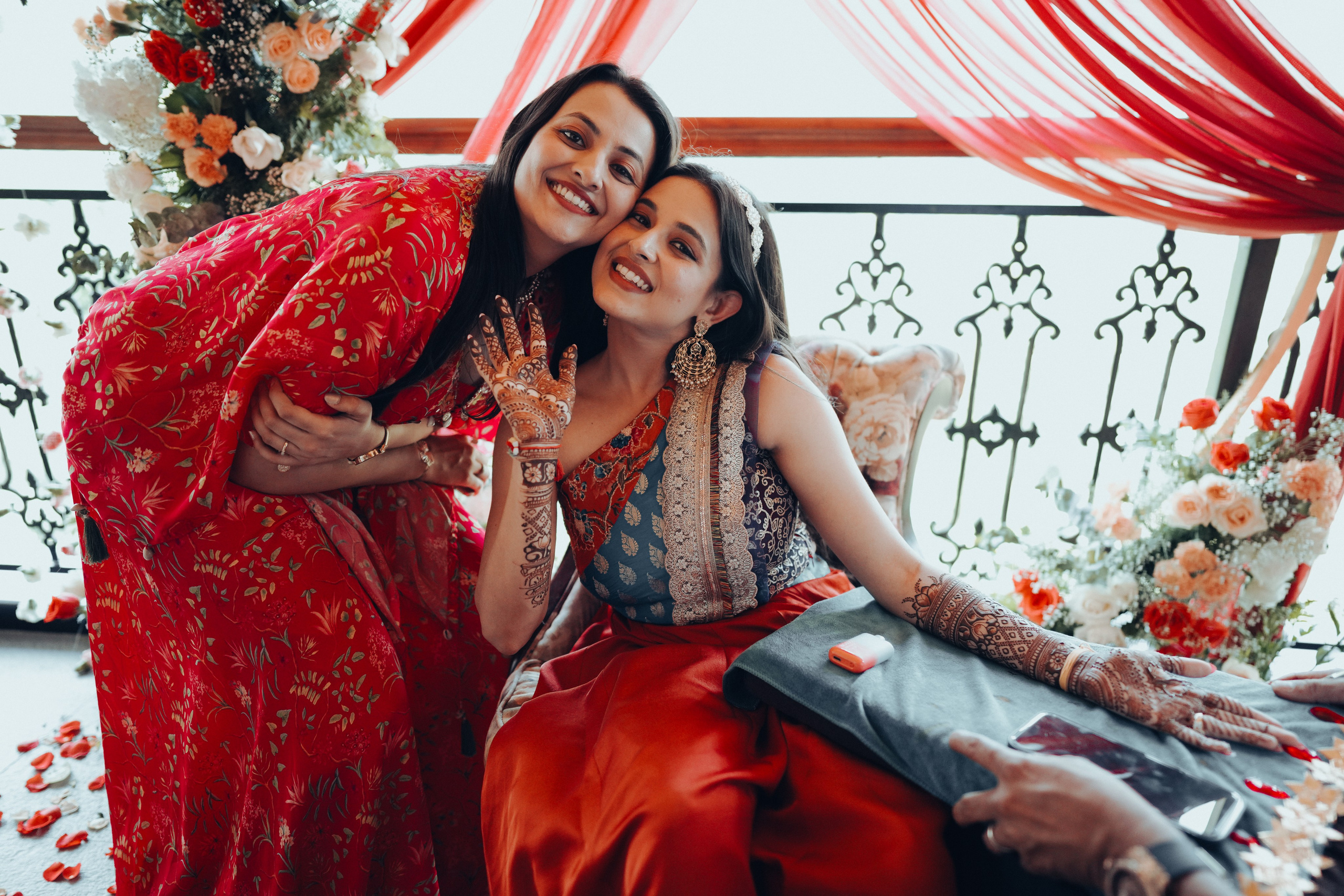HALDI & MEHANDI. Wedding photographer Stalen Robert