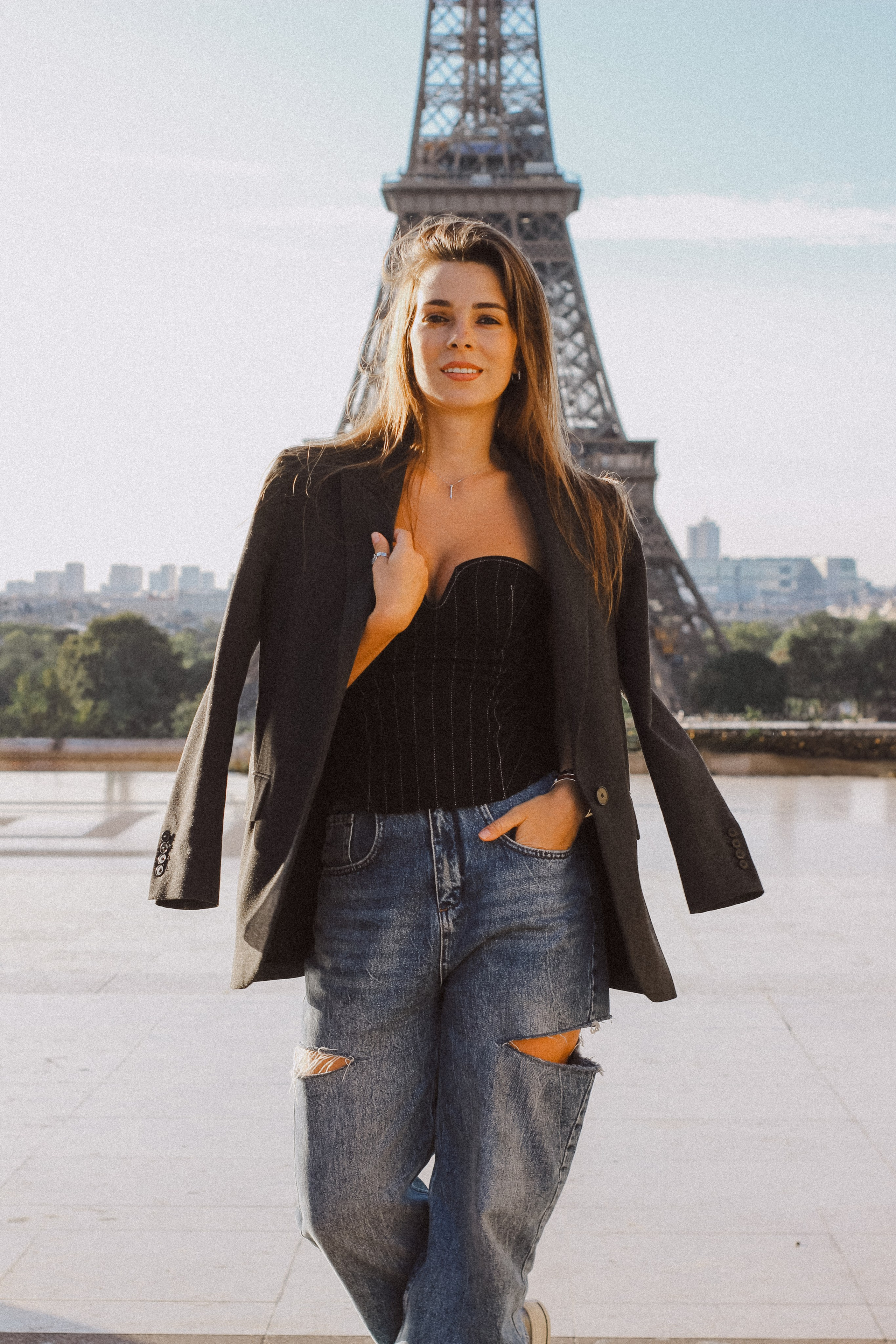 Street Style Photoshoot of Varvara in Paris | Vlada Photo Art. Photographer in Paris: Vlada PhotoArt