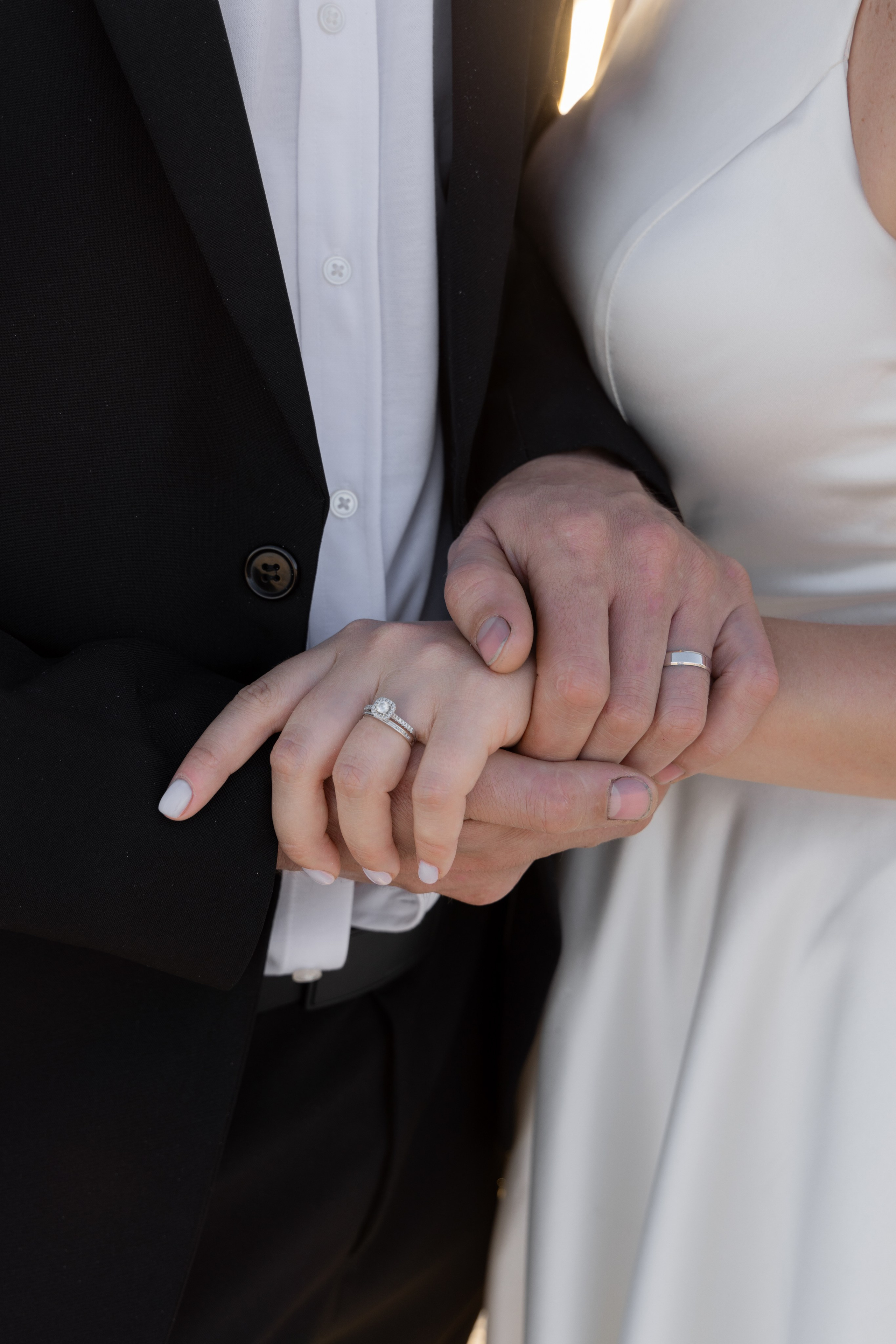 Wedding photography. Eikanmedia | Photographer and videographer capturing weddings, families, engagements, pregnancy & newborns | Vancouver, WA | USA