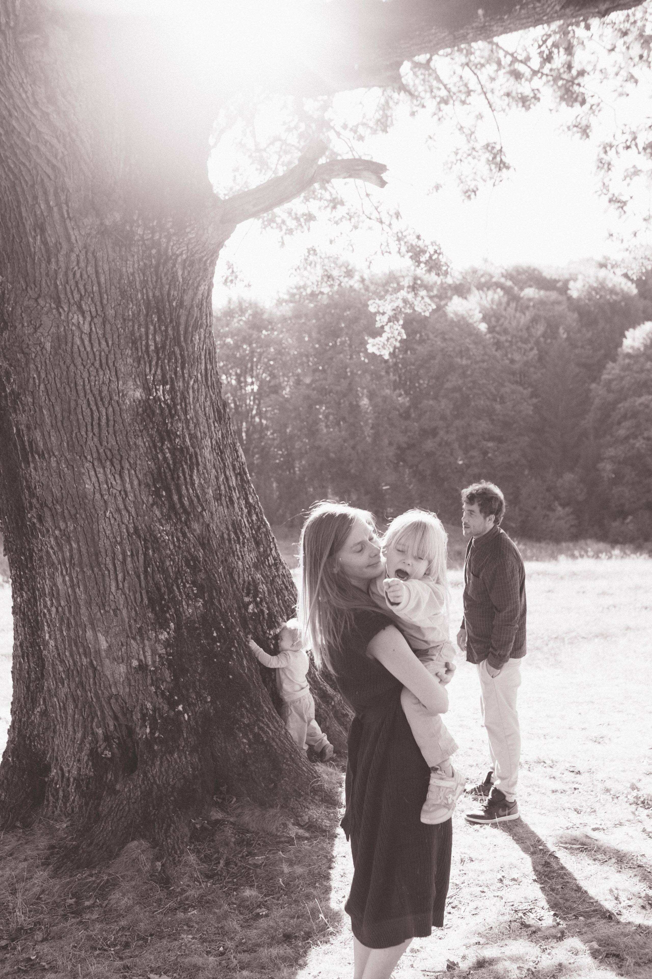 Poveste Toamna Colorata sesiune foto in natura toamna. Madalina Beda- Artist vizual, fotograf, doula la nastere, consultant babywearing Brasov si in toata tara