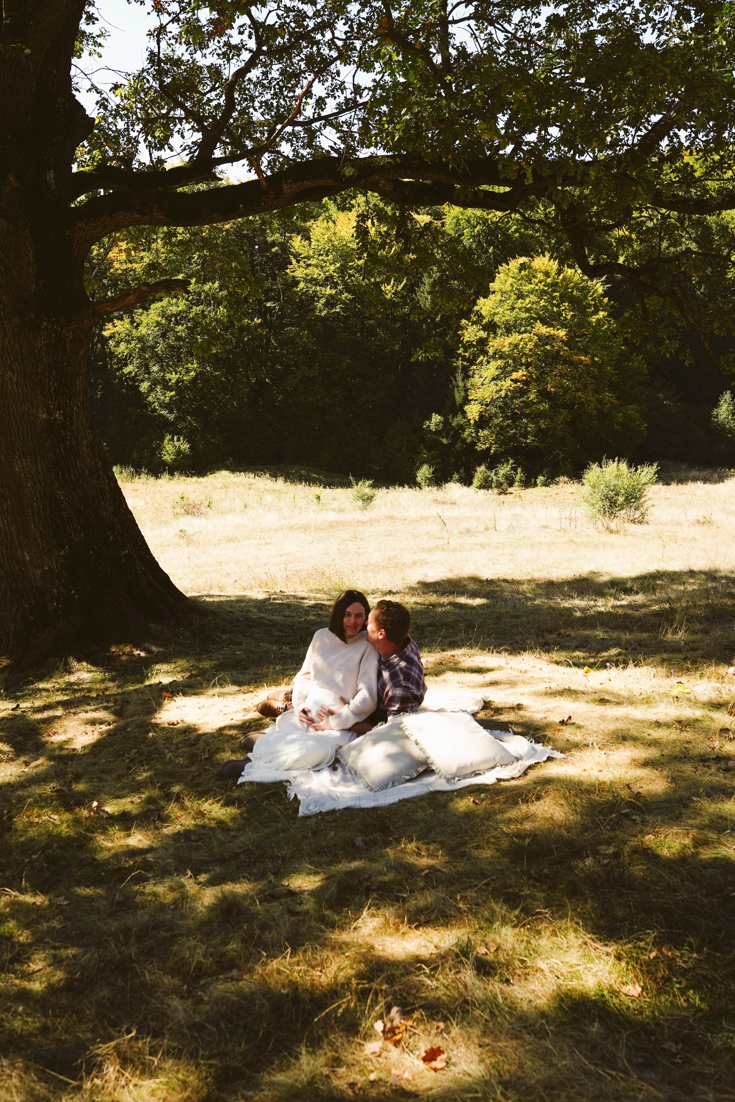 Poveste Toamna Colorata sesiune foto in natura toamna. Madalina Beda- Artist vizual, fotograf, doula la nastere, consultant babywearing Brasov si in toata tara