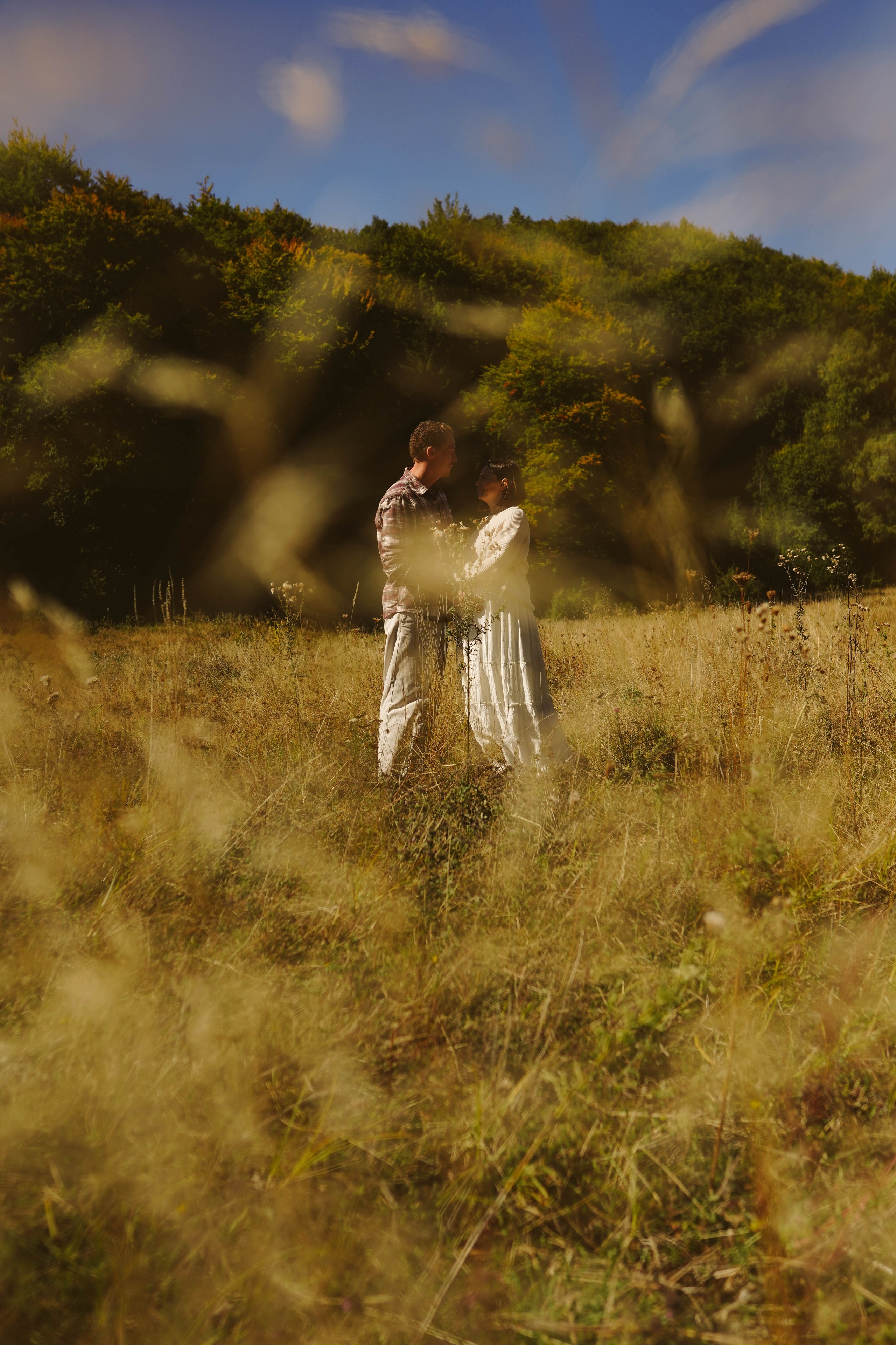 Poveste Toamna Colorata sesiune foto in natura toamna. Madalina Beda- Artist vizual, fotograf, doula la nastere, consultant babywearing Brasov si in toata tara