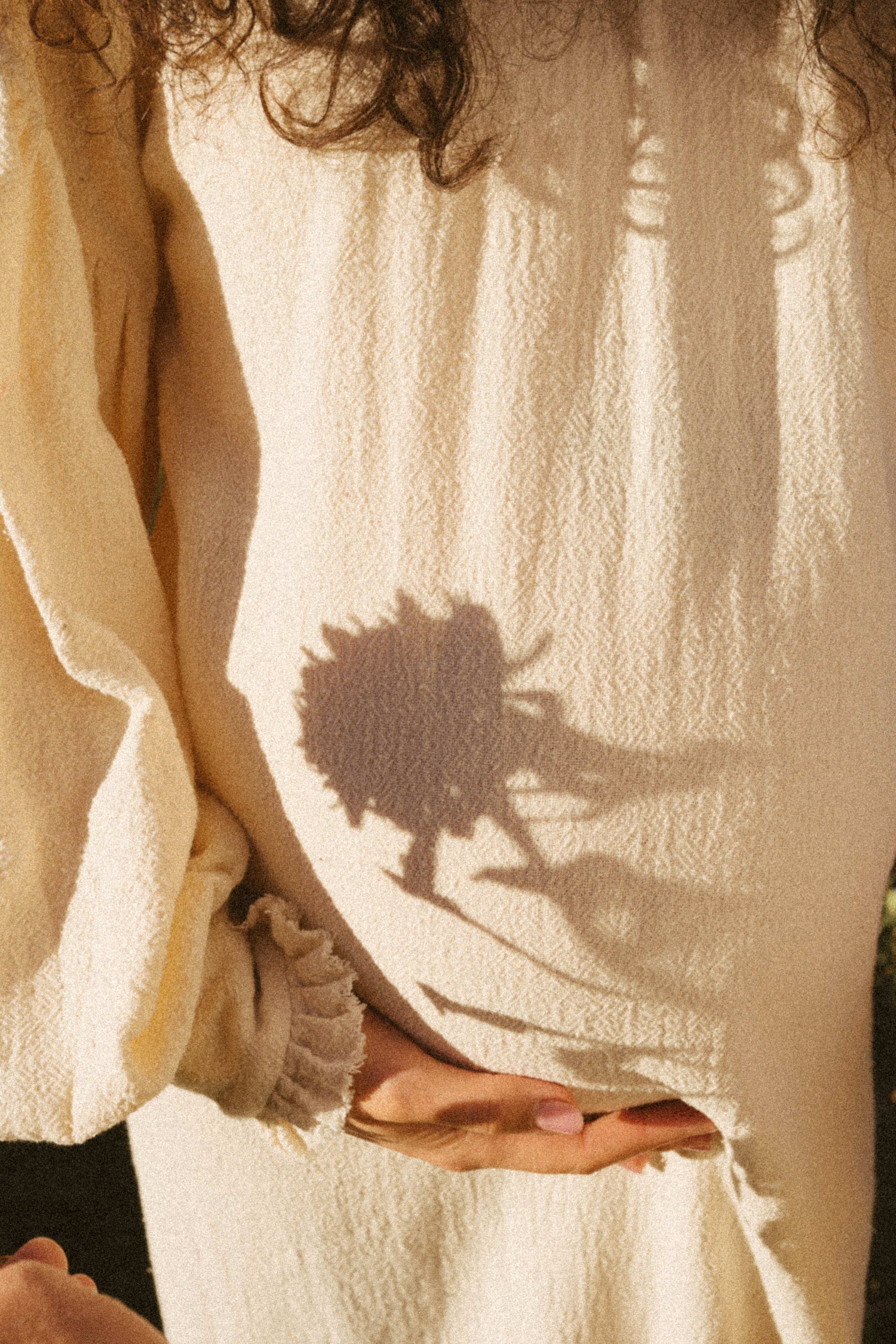 Poveste Toamna Colorata sesiune foto in natura toamna. Madalina Beda- Artist vizual, fotograf, doula la nastere, consultant babywearing Brasov si in toata tara