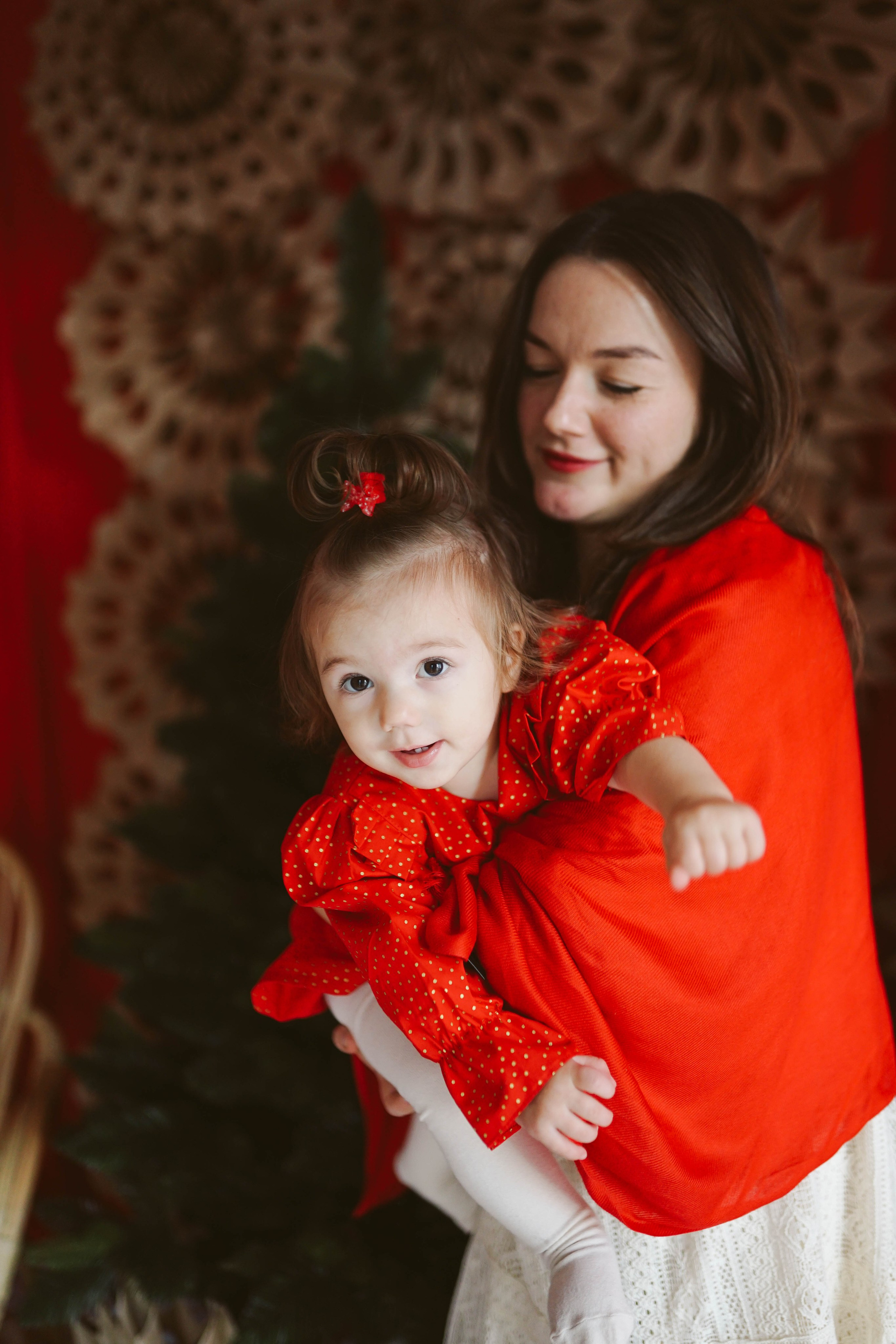 Poveste de Iarna Sesiune foto. Madalina Beda- Artist vizual, fotograf, doula la nastere, consultant babywearing Brasov si in toata tara