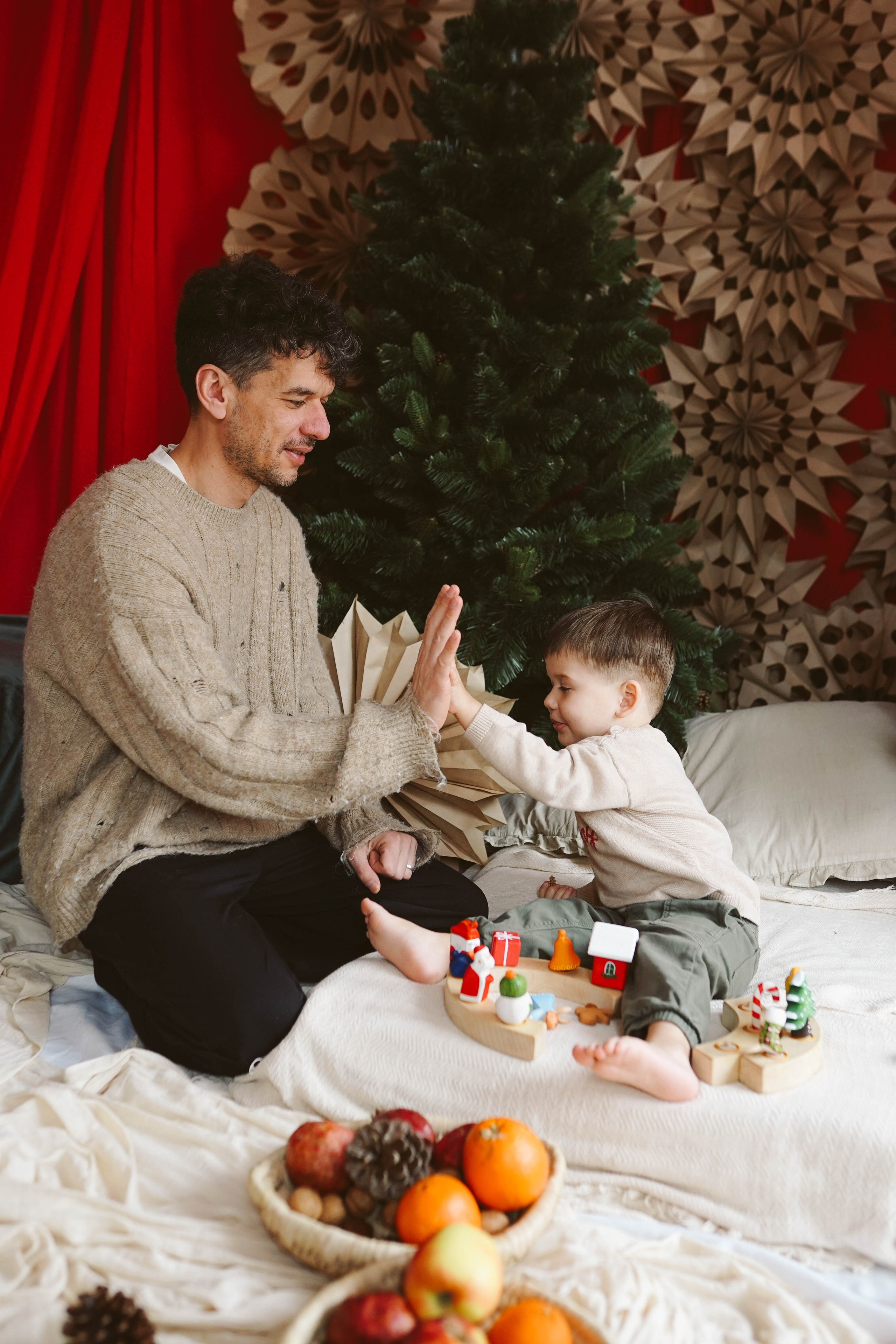 Poveste de Iarna Sesiune foto. Madalina Beda- Artist vizual, fotograf, doula la nastere, consultant babywearing Brasov si in toata tara