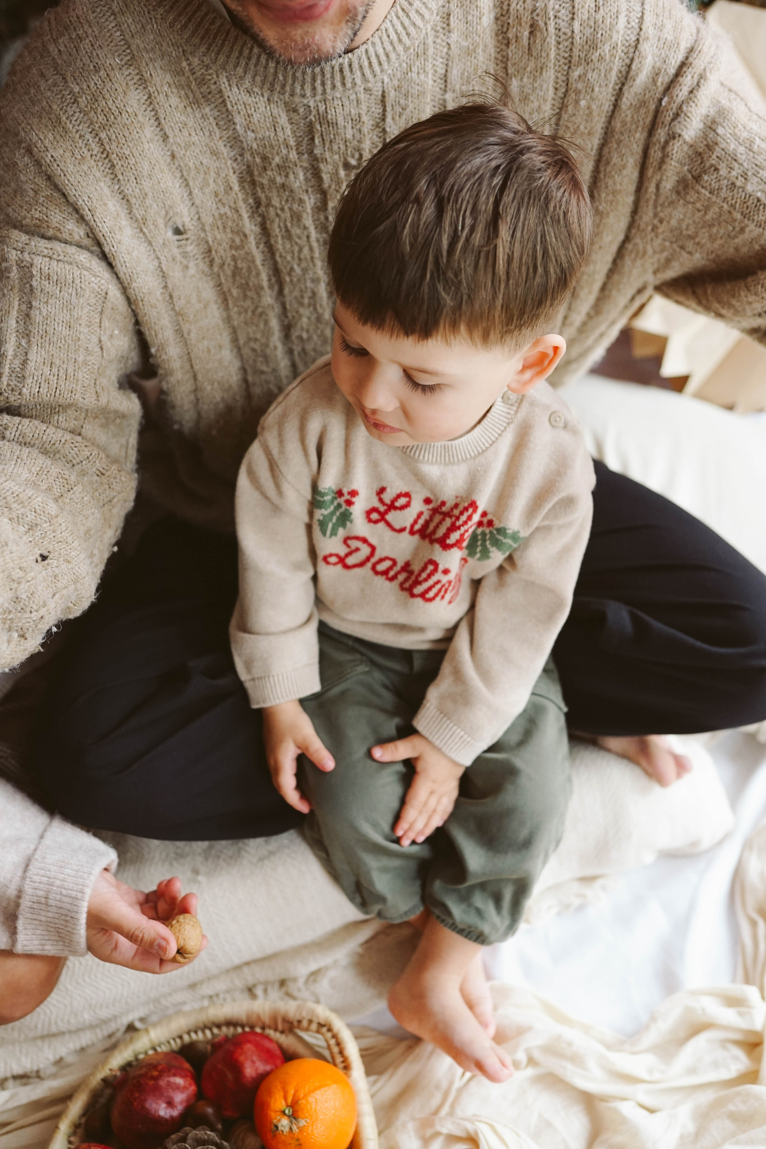 Poveste de Iarna Sesiune foto. Madalina Beda- Artist vizual, fotograf, doula la nastere, consultant babywearing Brasov si in toata tara
