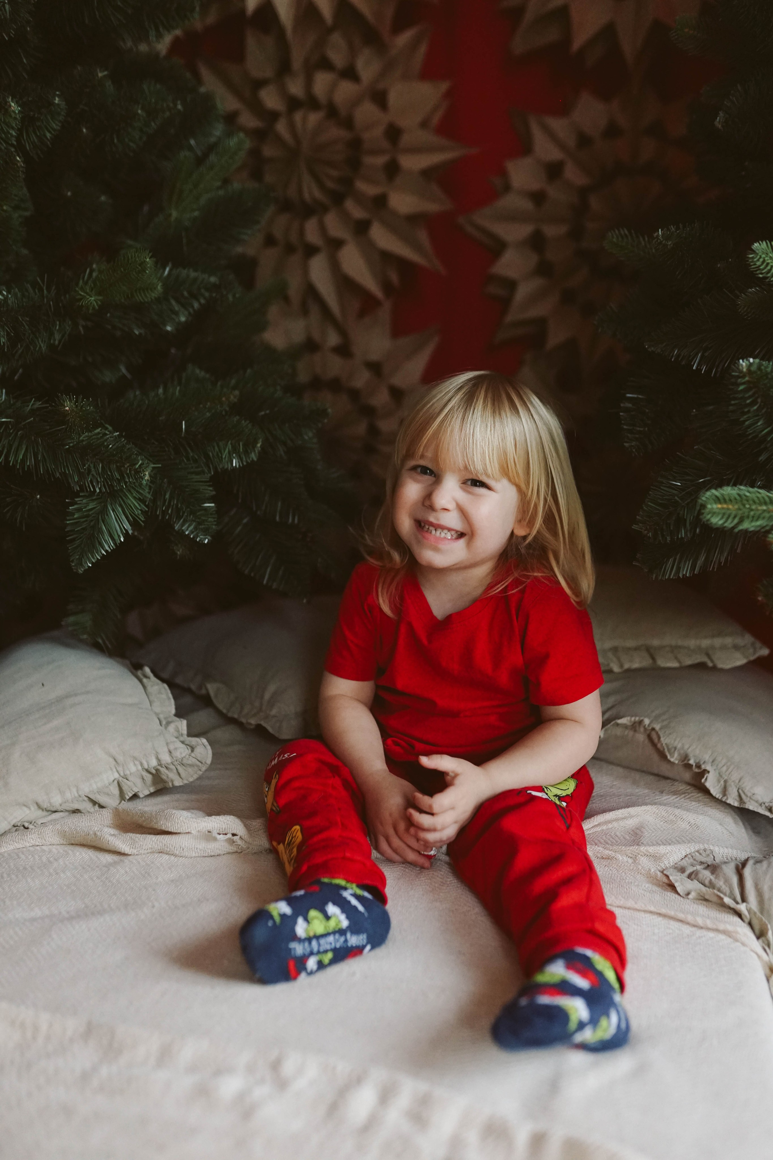 Poveste de Iarna Sesiune foto. Madalina Beda- Artist vizual, fotograf, doula la nastere, consultant babywearing Brasov si in toata tara