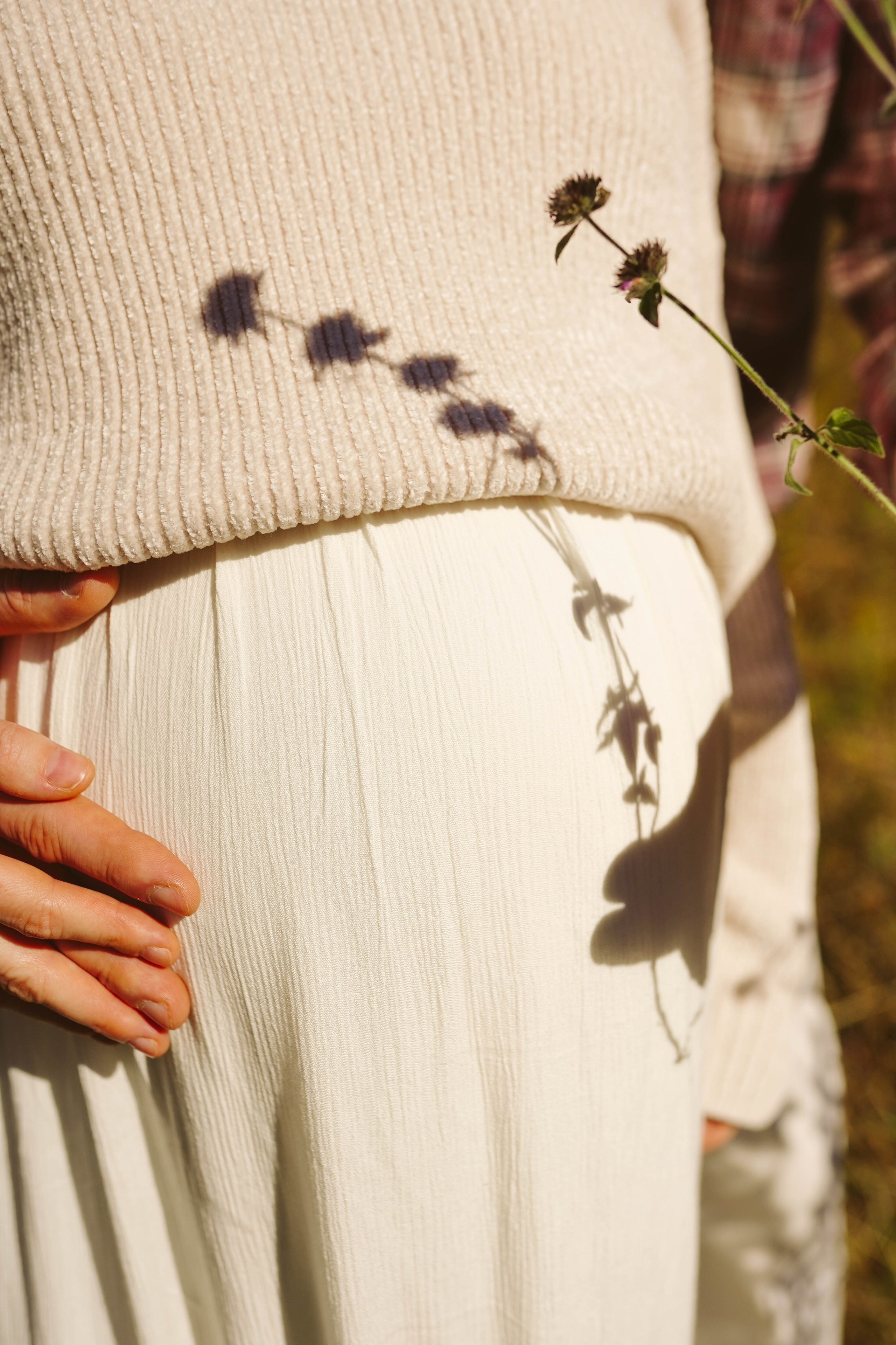 Poveste Toamna Colorata sesiune foto in natura toamna. Madalina Beda- Artist vizual, fotograf, doula la nastere, consultant babywearing Brasov si in toata tara