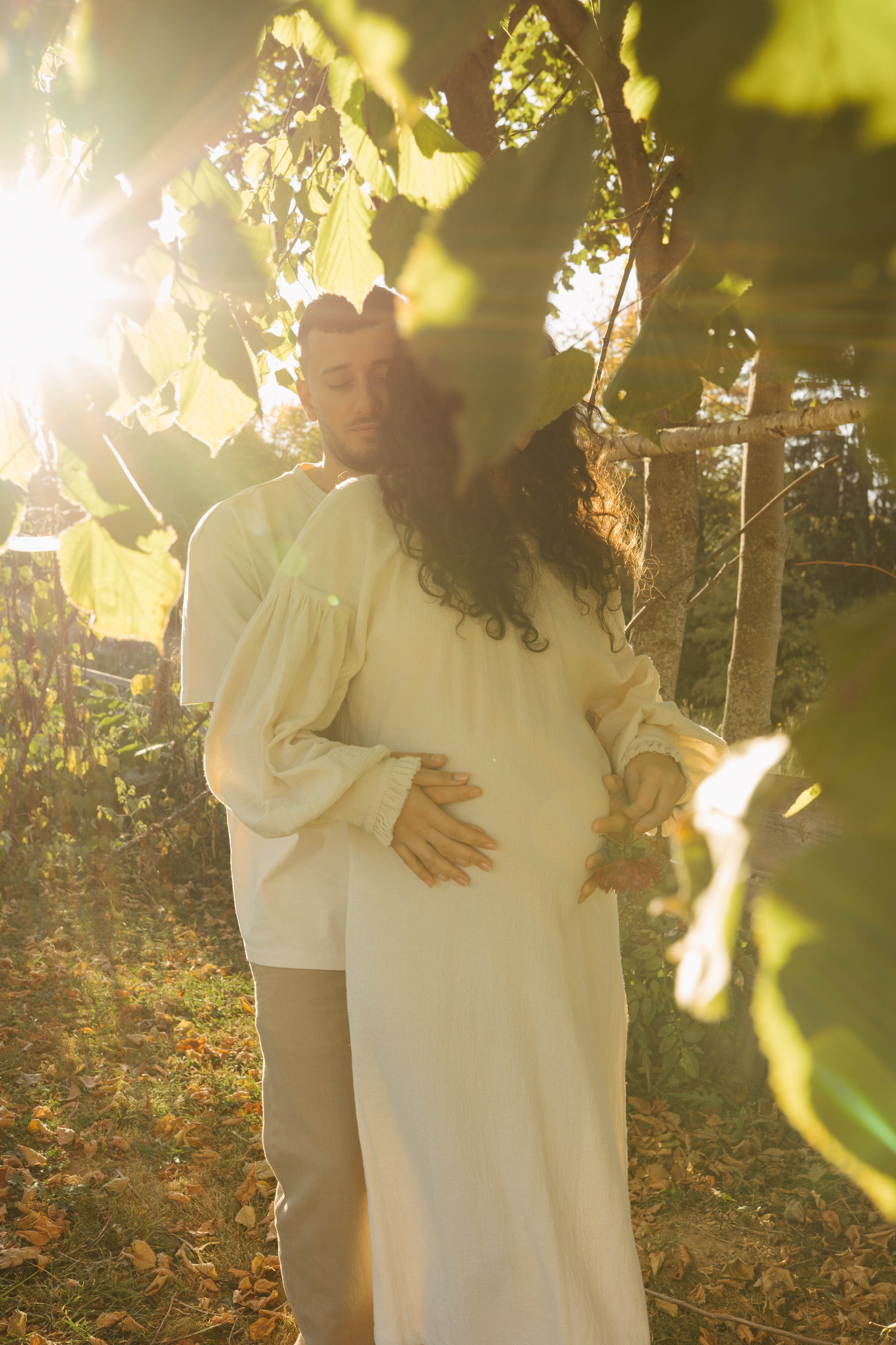 Poveste Toamna Colorata sesiune foto in natura toamna. Madalina Beda- Artist vizual, fotograf, doula la nastere, consultant babywearing Brasov si in toata tara
