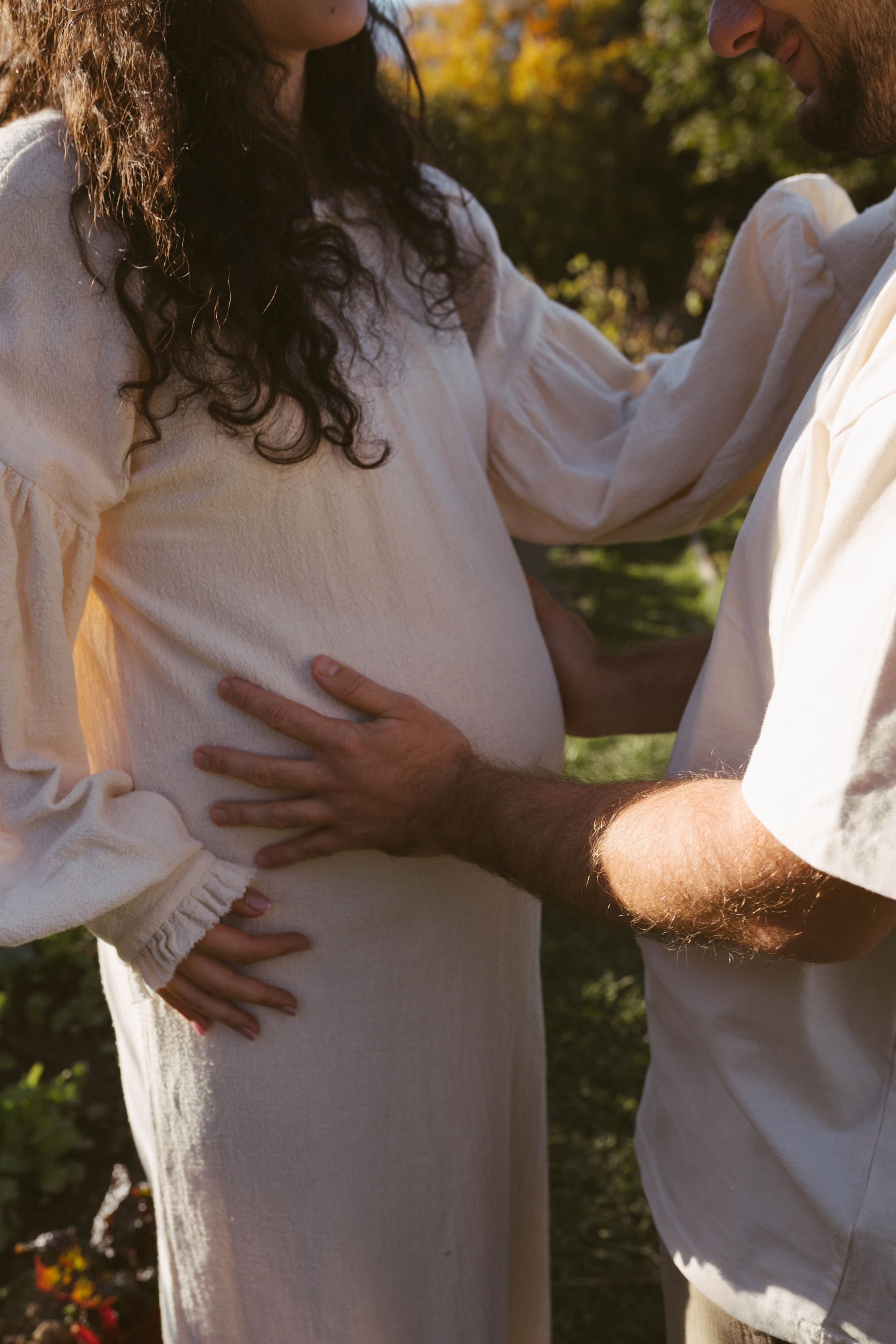 Poveste Toamna Colorata sesiune foto in natura toamna. Madalina Beda- Artist vizual, fotograf, doula la nastere, consultant babywearing Brasov si in toata tara