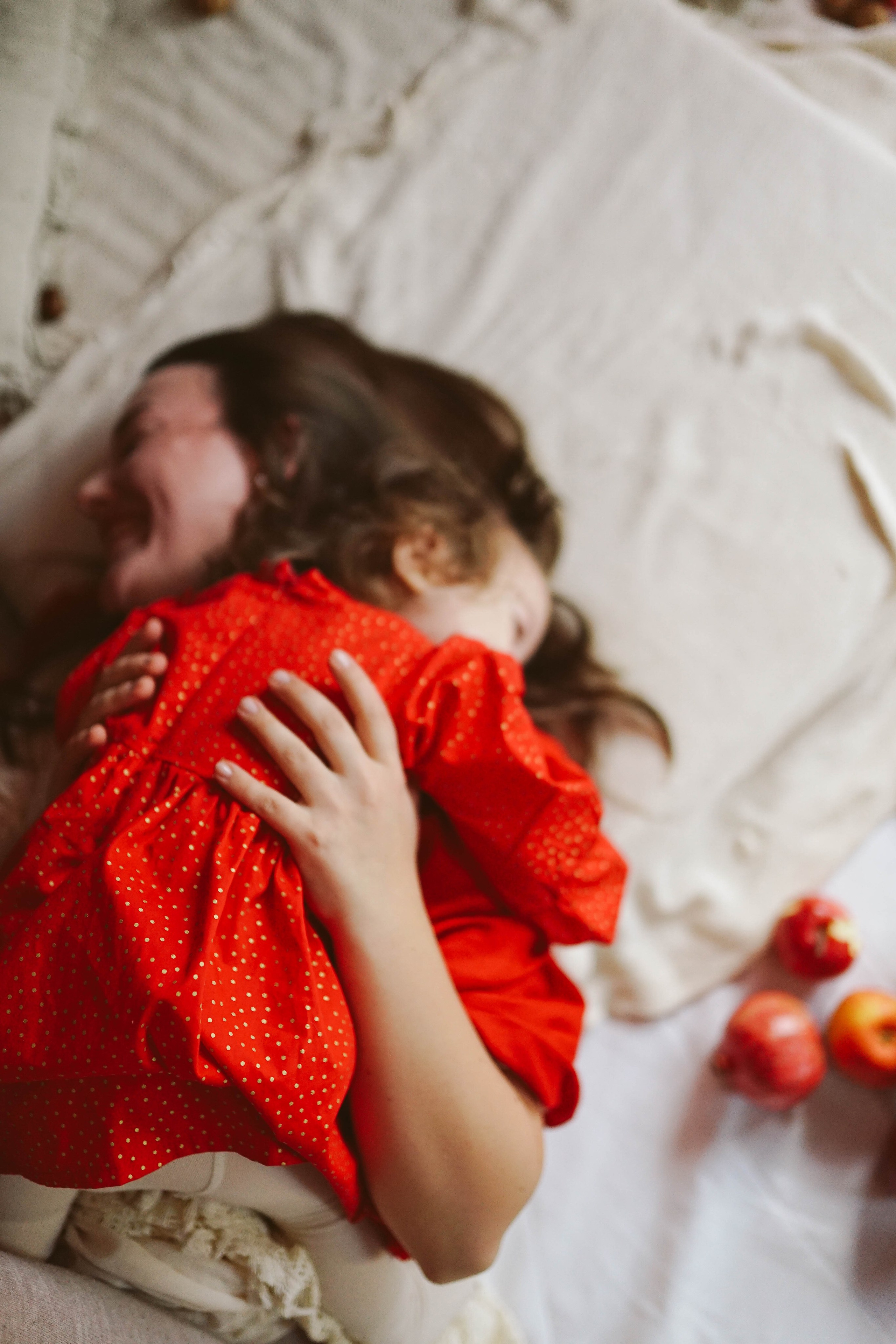 Poveste de Iarna Sesiune foto. Madalina Beda- Artist vizual, fotograf, doula la nastere, consultant babywearing Brasov si in toata tara