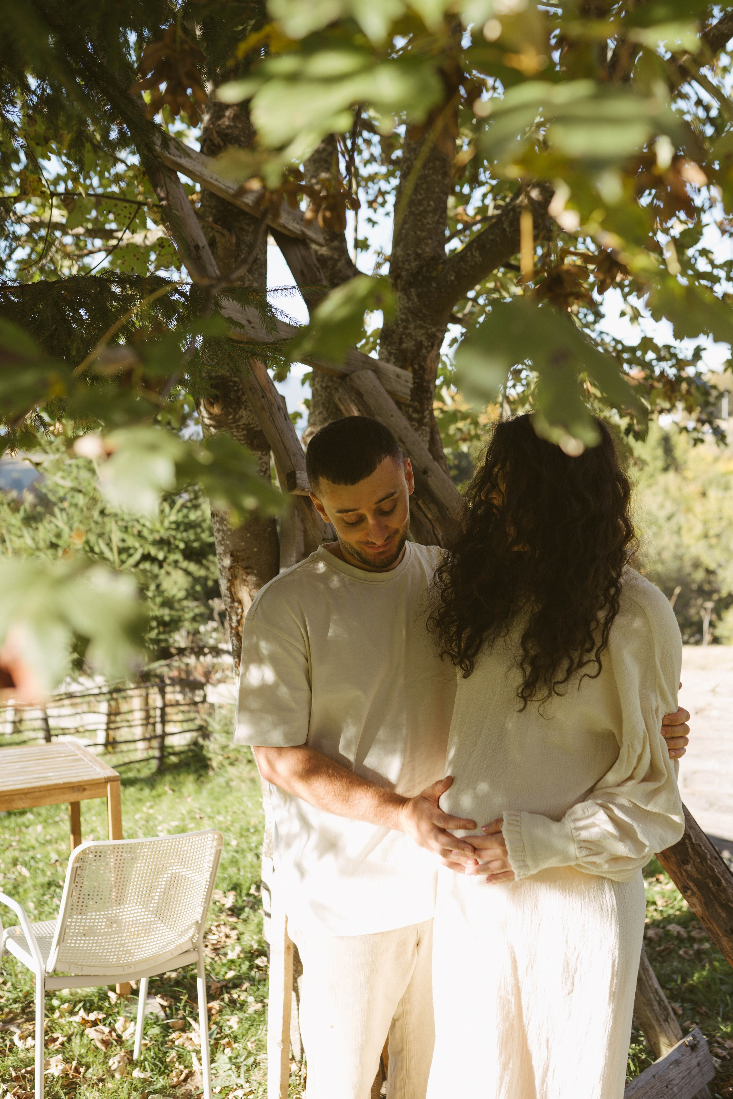 Poveste Toamna Colorata sesiune foto in natura toamna. Madalina Beda- Artist vizual, fotograf, doula la nastere, consultant babywearing Brasov si in toata tara