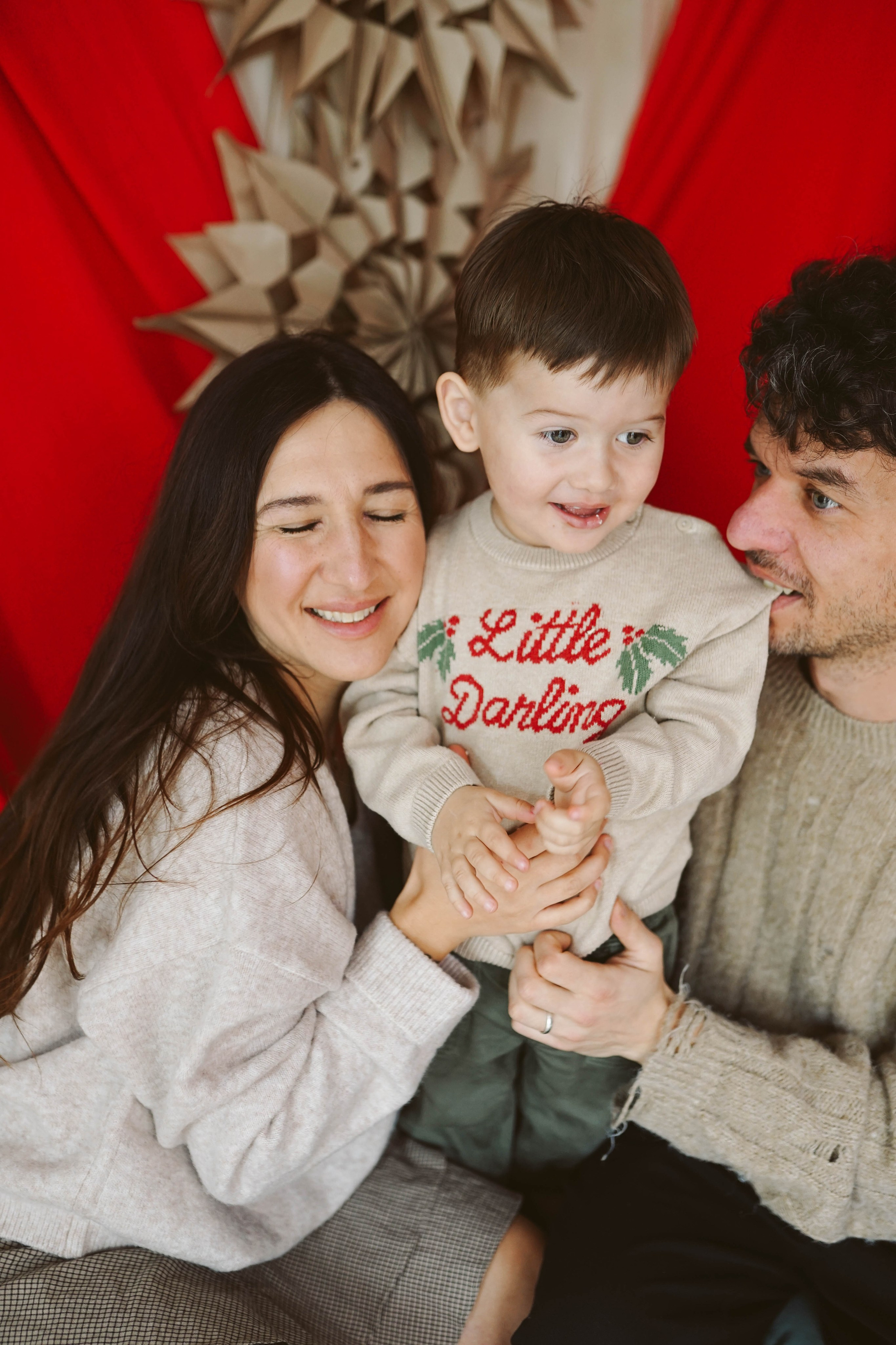 Poveste de Iarna Sesiune foto. Madalina Beda- Artist vizual, fotograf, doula la nastere, consultant babywearing Brasov si in toata tara